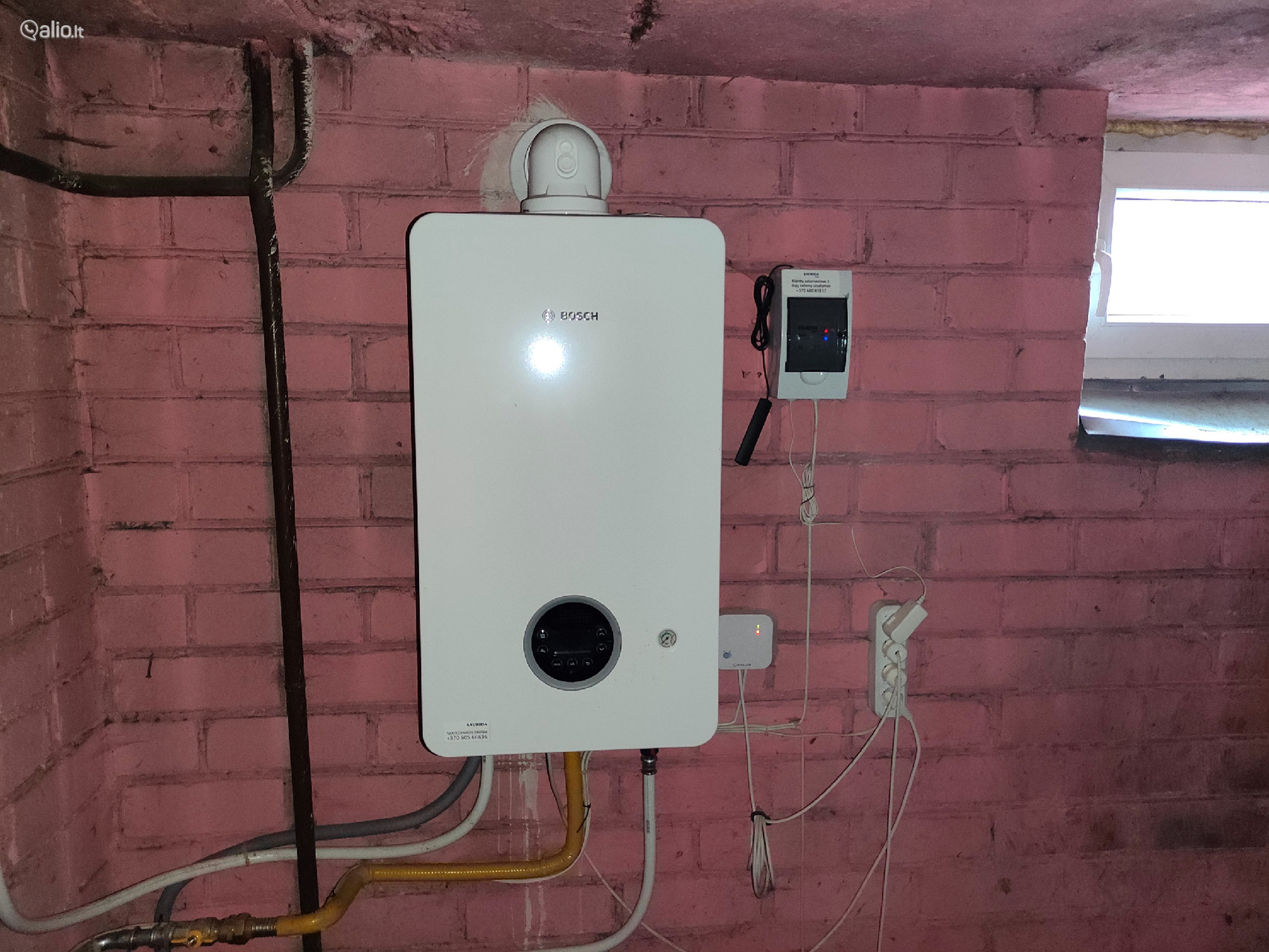 NAMAS SU SAULĖS KOLEKTORIAIS, ALYTAUS R.