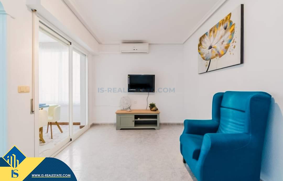 Parduodamas 2 kambarių apartamentas, Ispanijoje, Alicante provincija, Torrevieja mieste