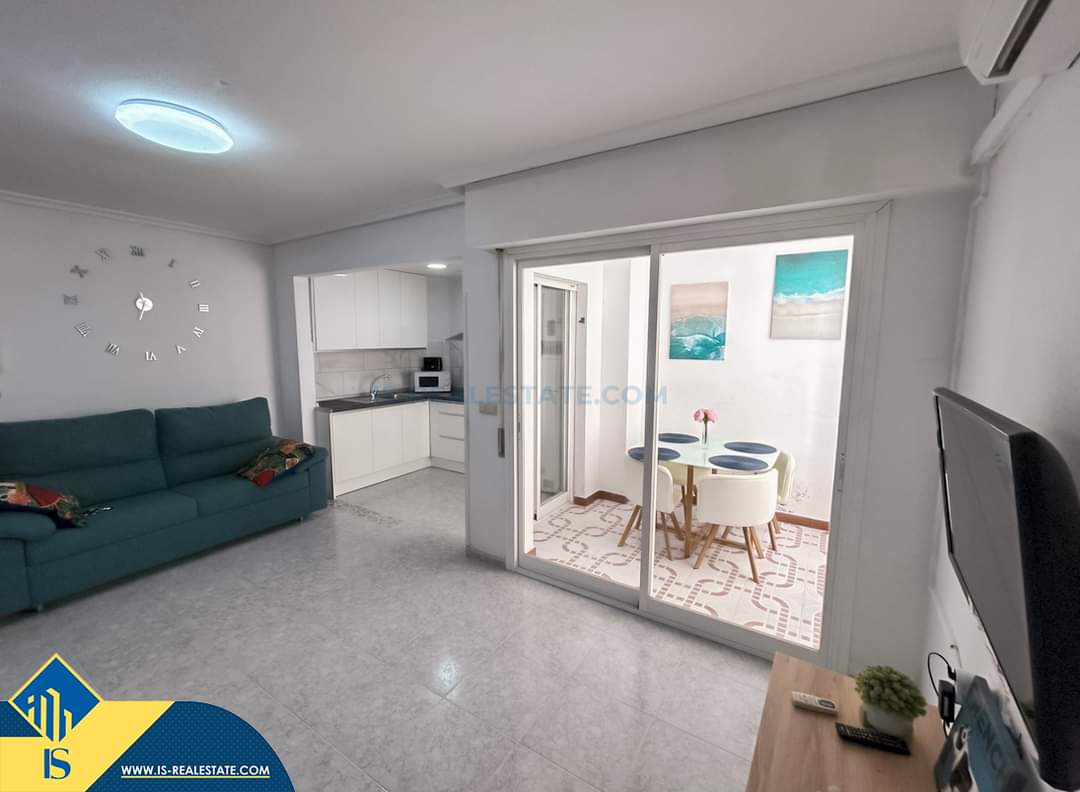Parduodamas 2 kambarių apartamentas, Ispanijoje, Alicante provincija, Torrevieja mieste
