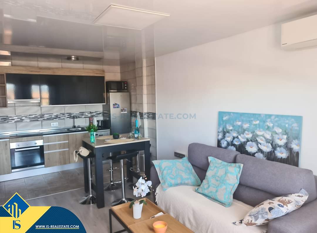 Parduodamas 2 kambarių renovuotas apartamentas su vaizdu į jūrą, Ispanijoje, Alicante provincijoje, Orihuela Costa mieste