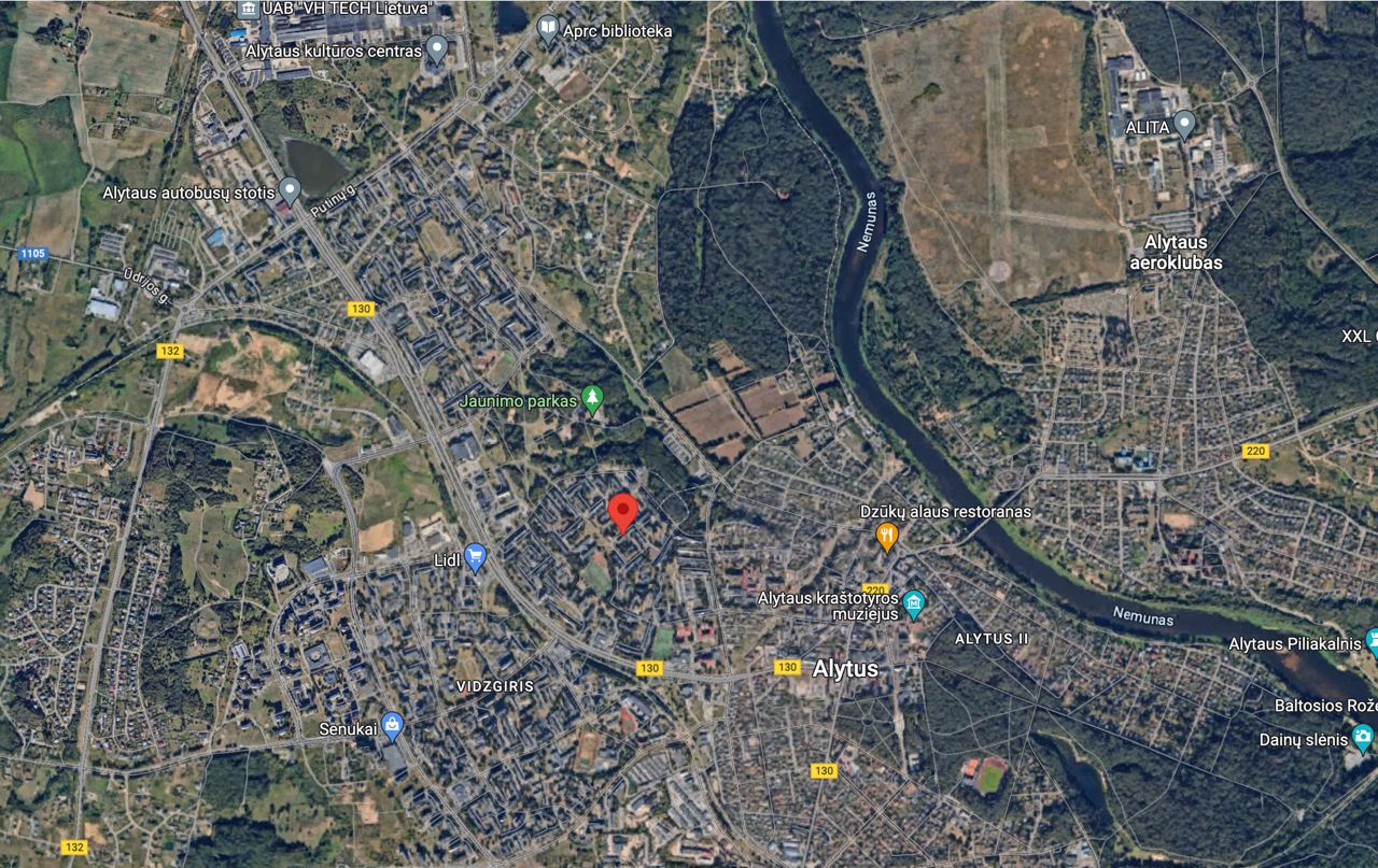 Parduodamas 4 kambarių butas