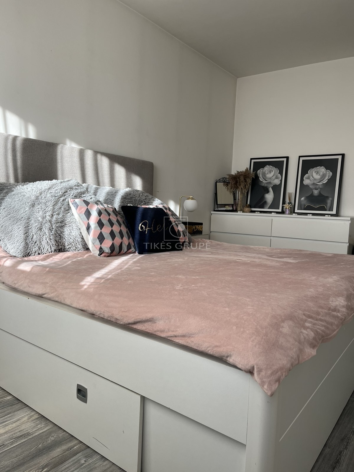 Parduodamas 4 kambarių butas Klaipėdoje.