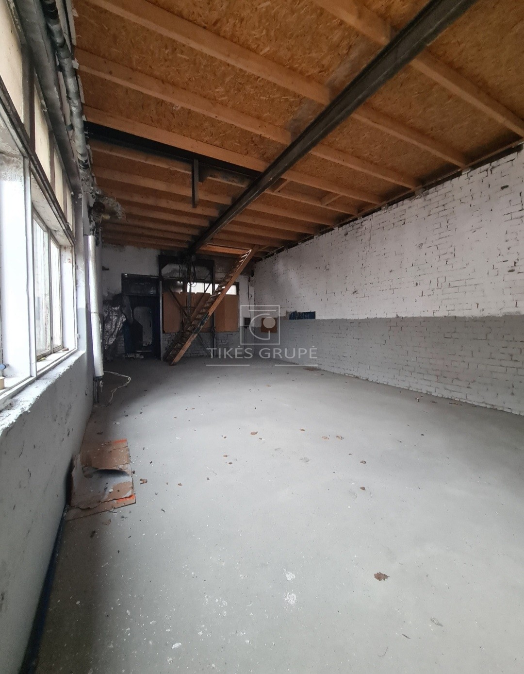 Klaipėdoje, Upelio g. nuomojamas garažas.