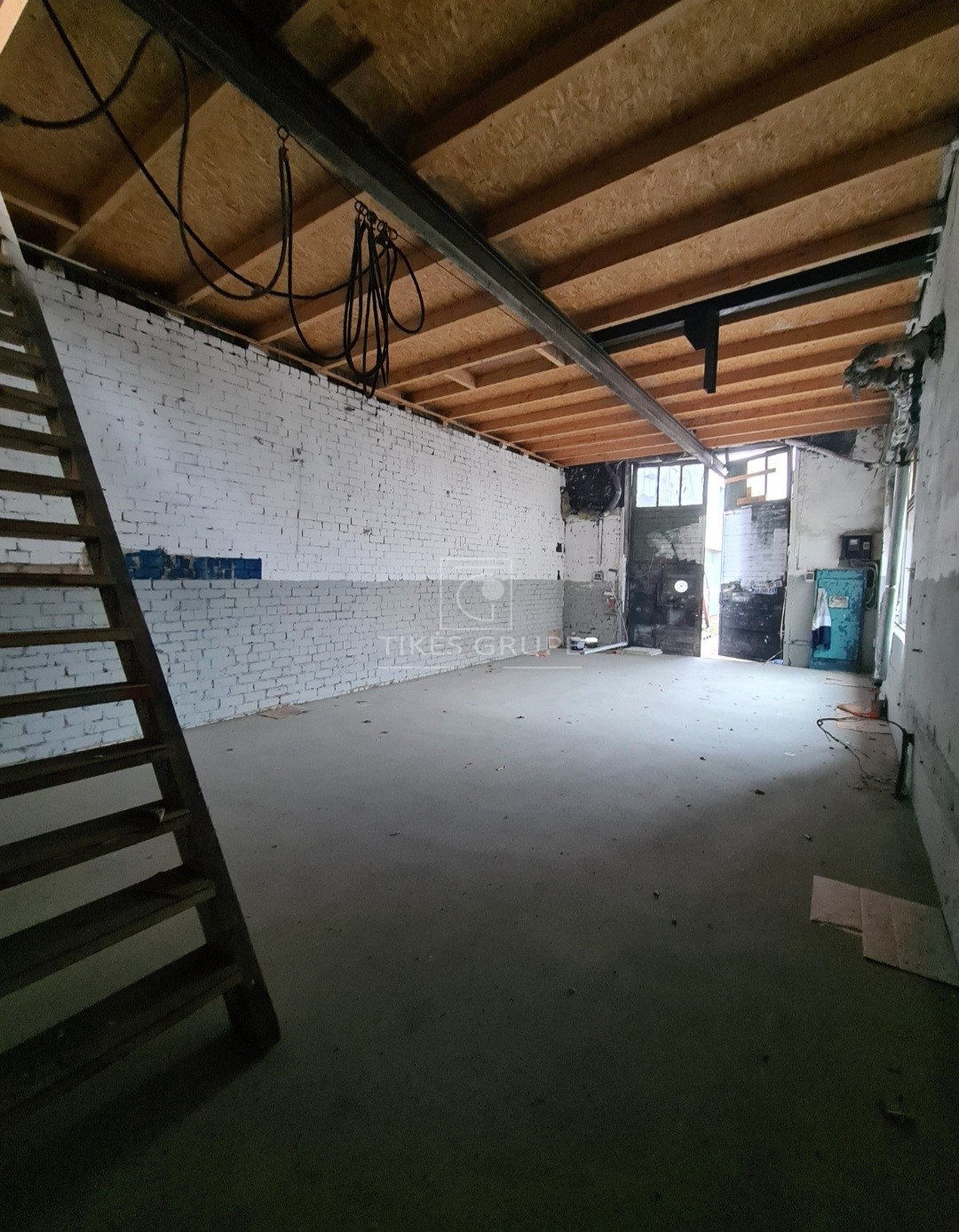 Klaipėdoje, Upelio g. nuomojamas garažas.