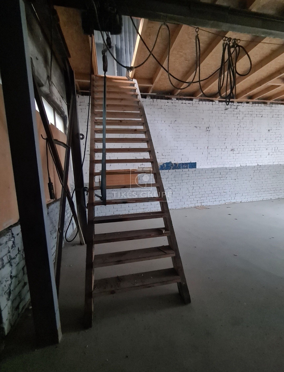 Klaipėdoje, Upelio g. nuomojamas garažas.