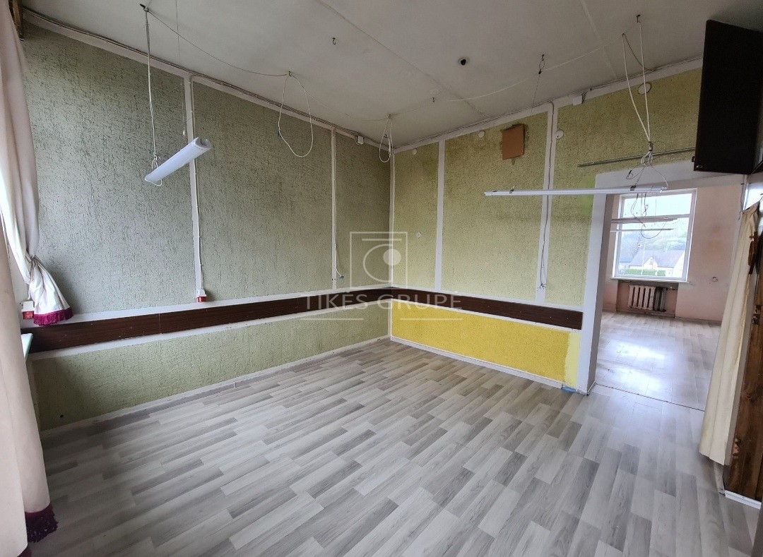 Nuomojamos komercinės paskirties patalpos, Kretingoje.