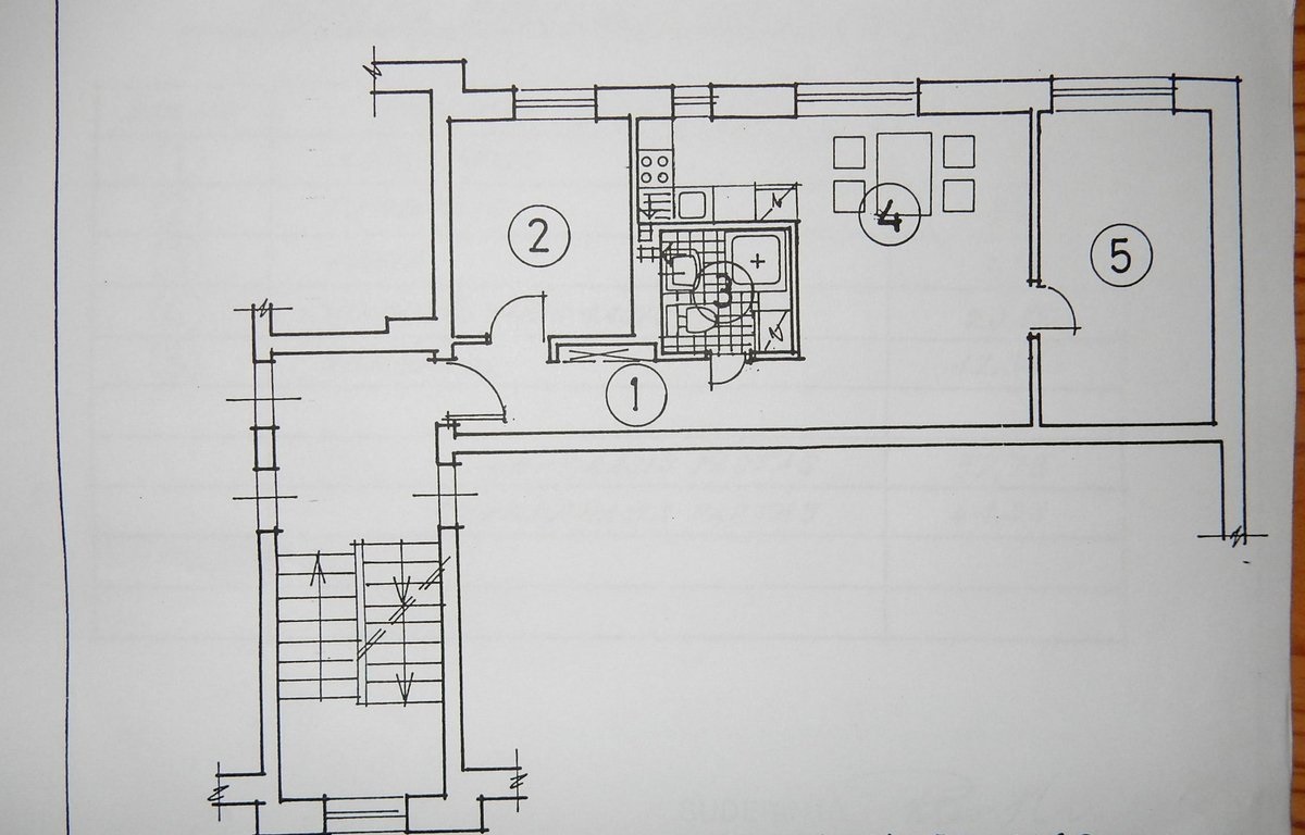 Išnuomojamas 3 kambarių butas Liepų g. 53 kv.m.