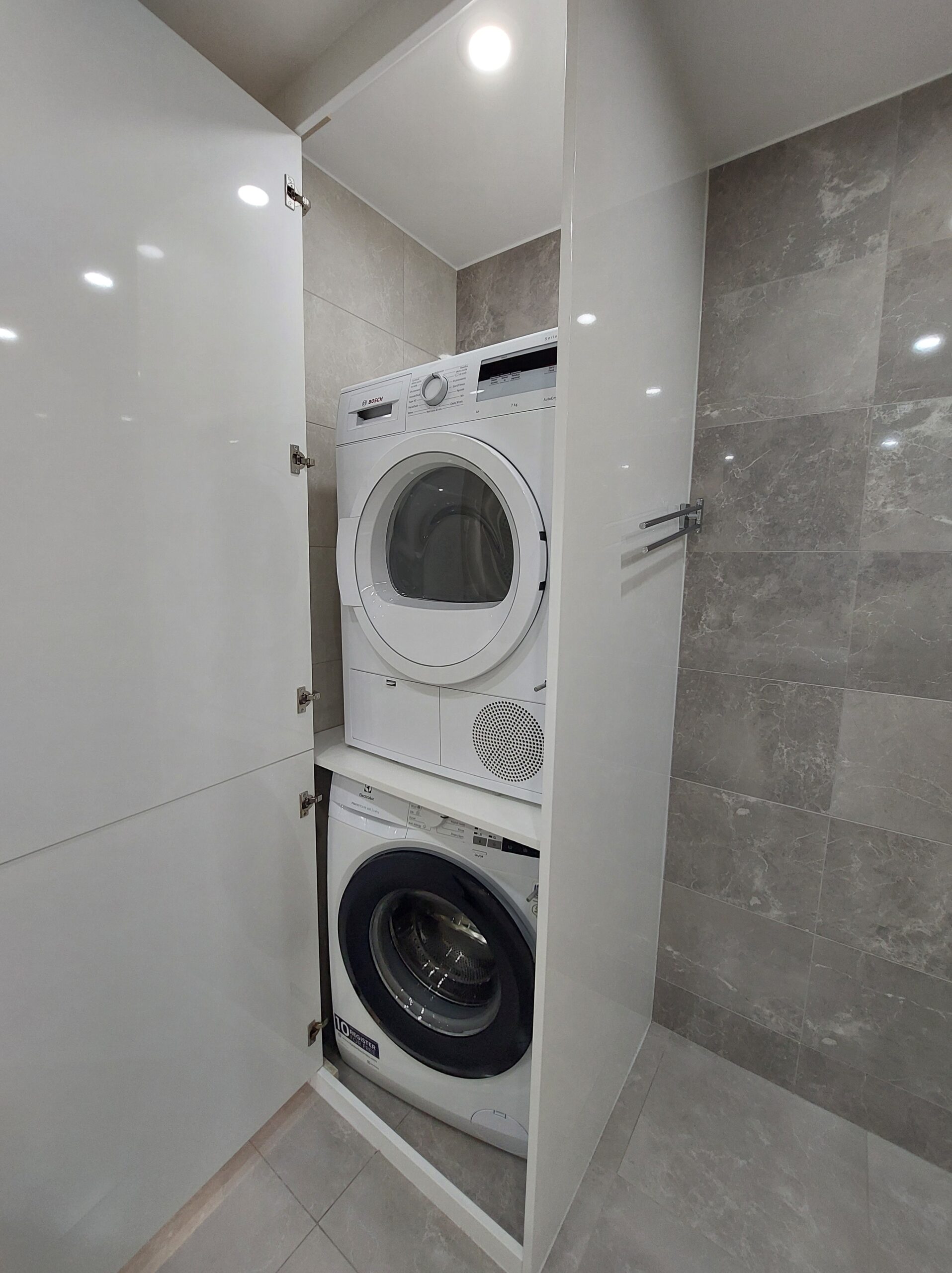 Tauralaukyje išnuomojamas 2k. butas per du aukštus