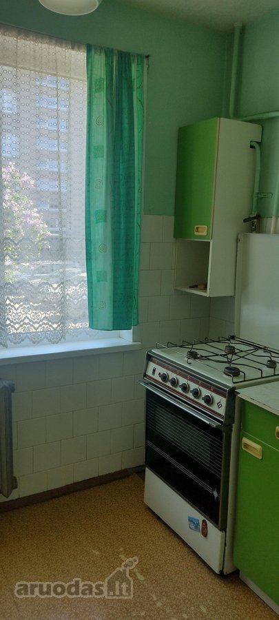 Parduodamas 2 kambarių butas, Baltijos pr.