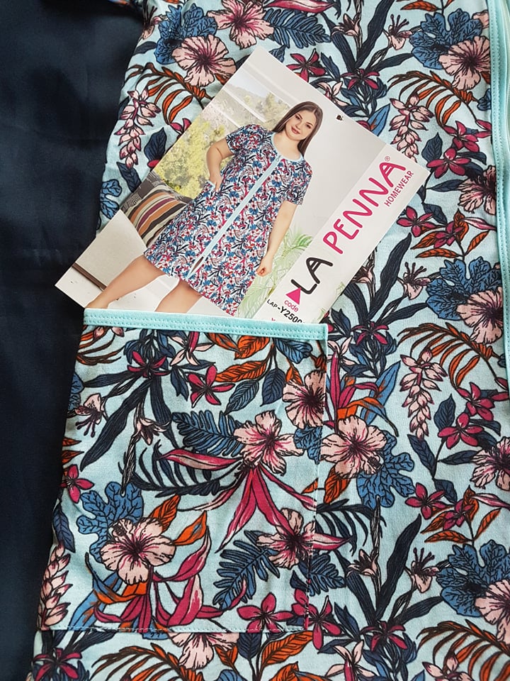 Chalatas GĖLĖTAS, trumpos rankovės, 13 €