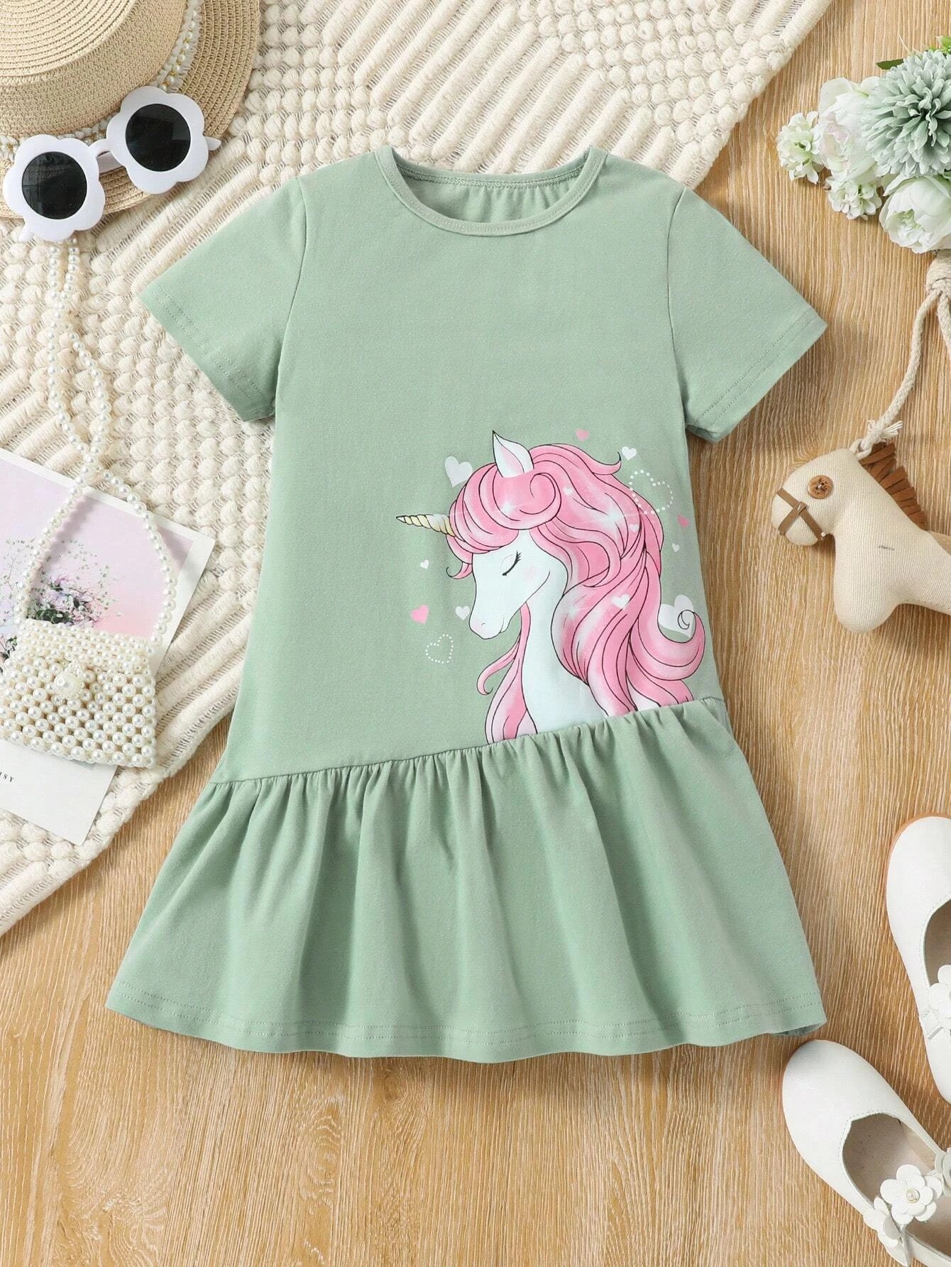 Žalia suknelė trumpomis rankovėmis