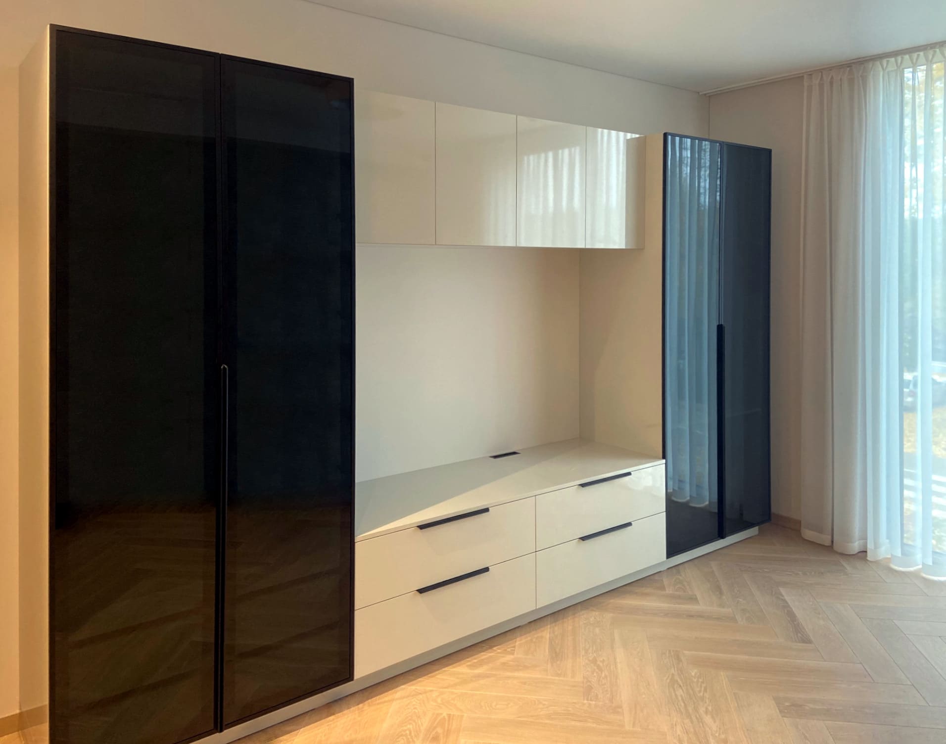 baldai@diforma.lt Tel.: 865298820 Tel.: 864014350