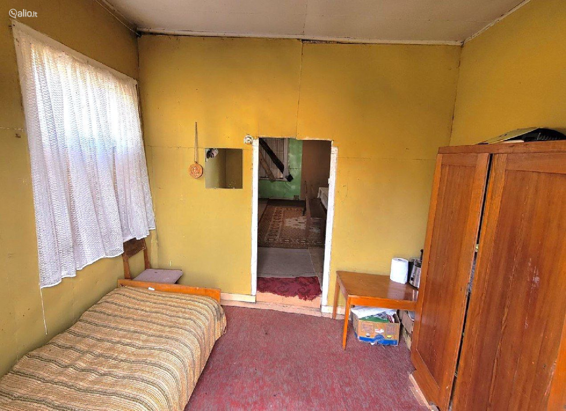 Parduodamas rąstinis namas Jurbarko r.