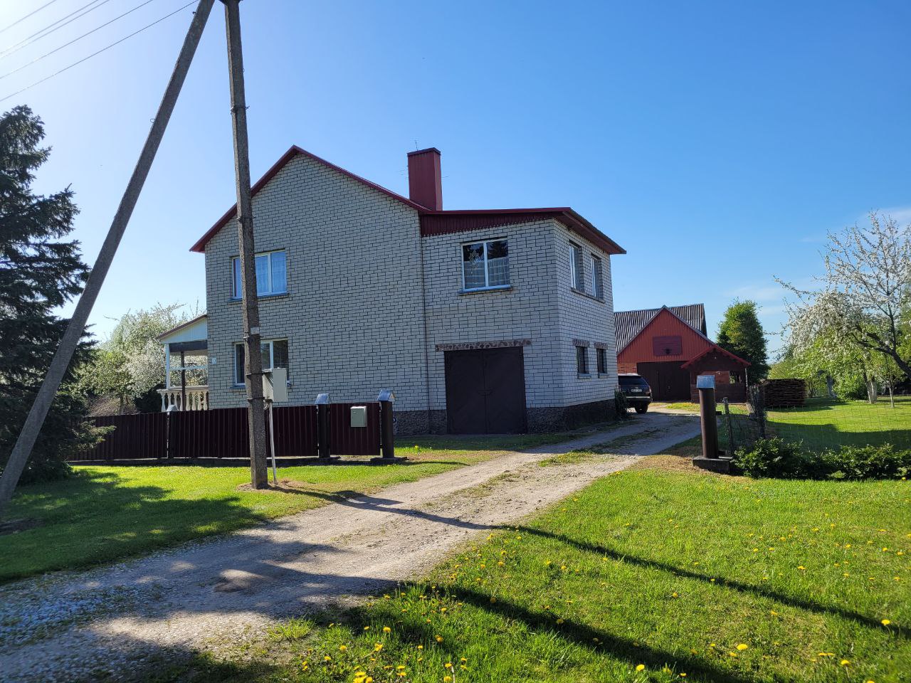 ERDVUS NAMAS ALYTAUS R. DOMINA KEITIMAS I SODA PRIE ALYTAUS