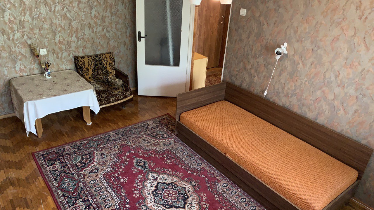 2 KAMBARIŲ BUTAS ALYTUJE, PUTINŲ G.