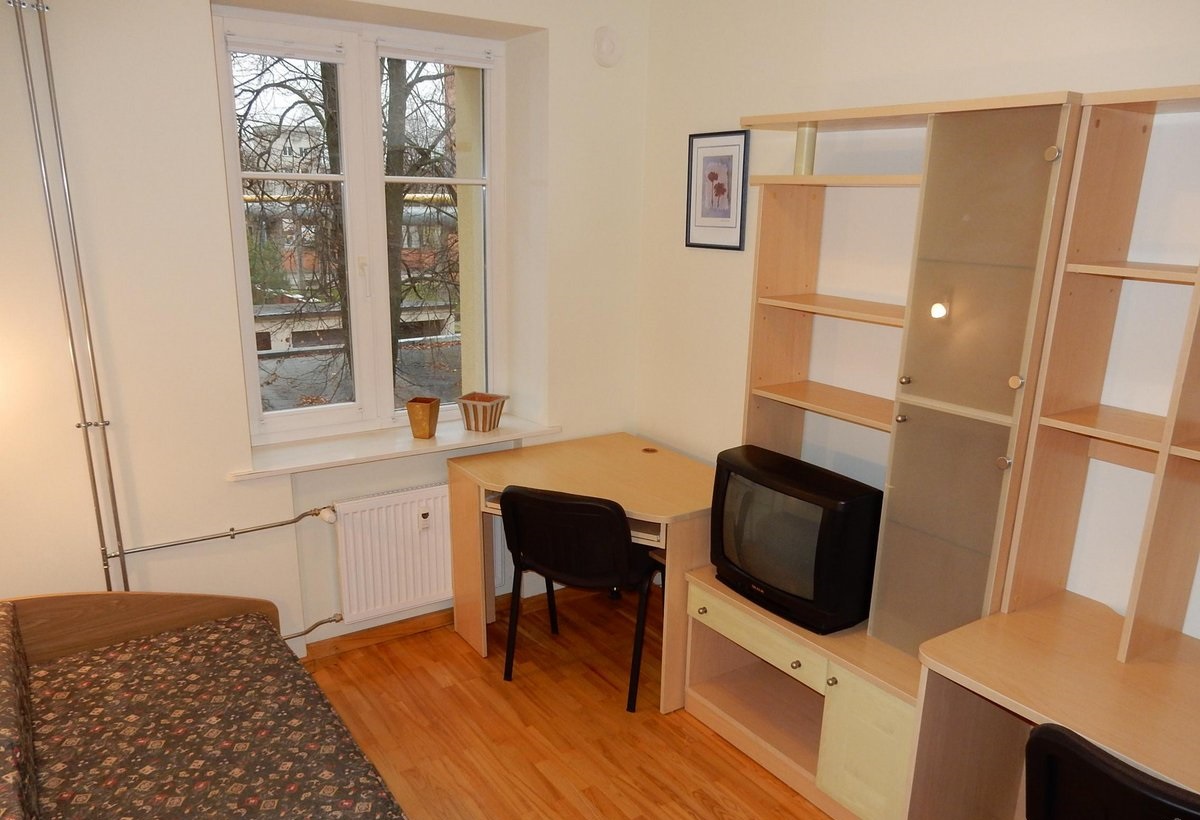 Išnuomojamas 3 kambarių butas Liepų g. 53 kv.m.