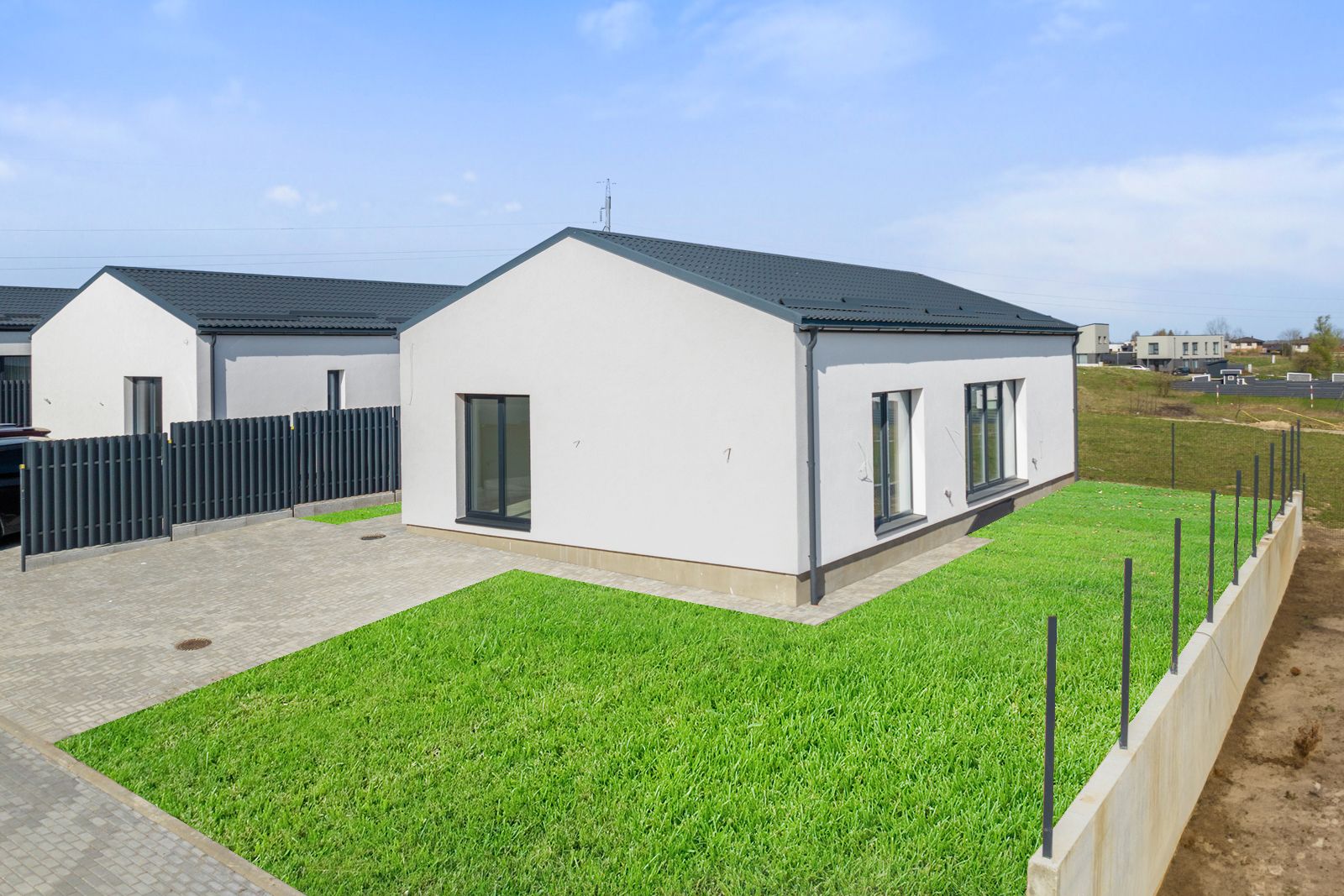 GERIAUSIAS KAINOS PASIŪLYMAS ARČIAUSIAI KLAIPĖDOS MIESTO. PRIE TVENKINIO !!!!!!