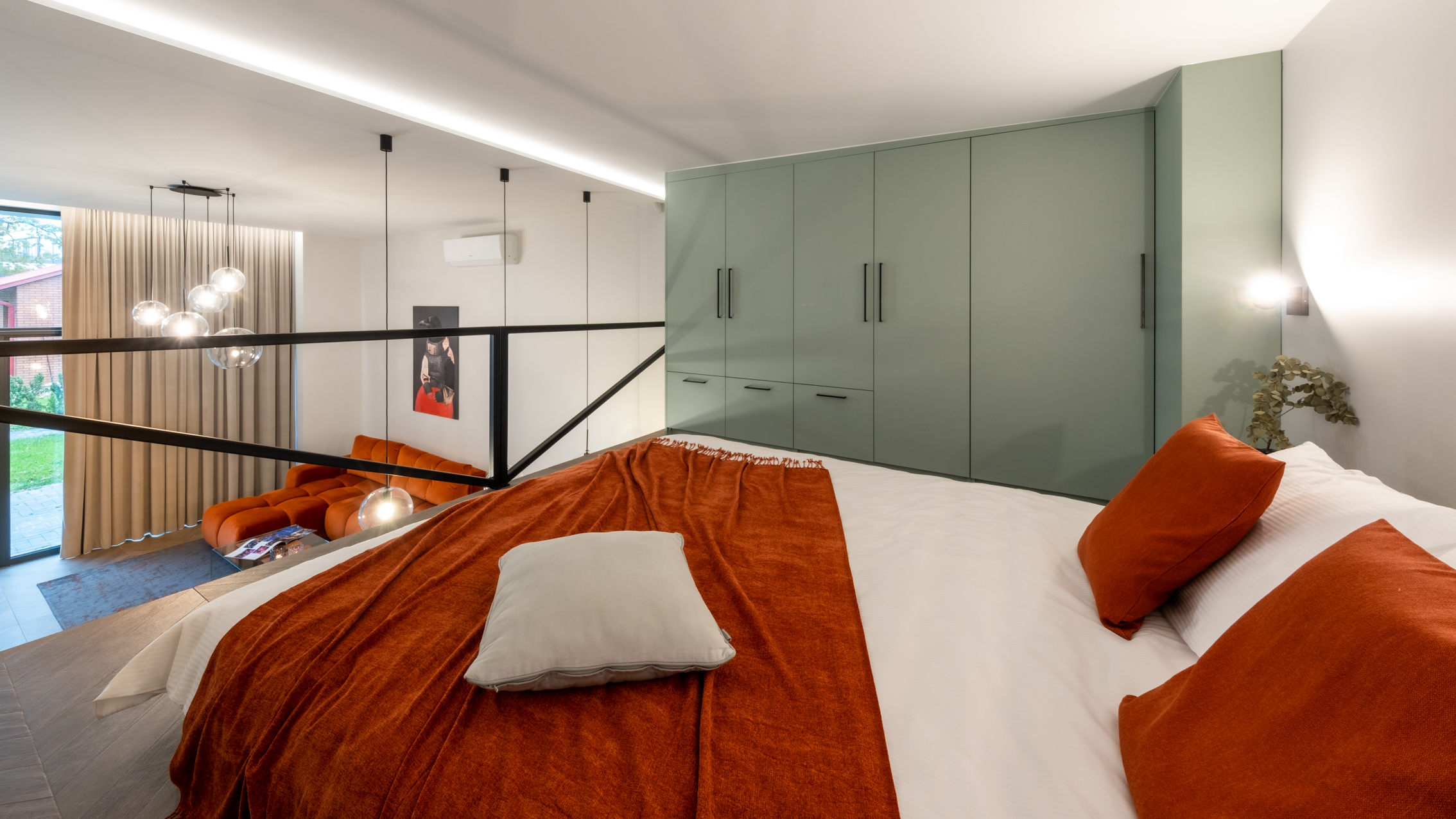 Parduodamas 51.25 kv. m. butas / loftas su NUOSAVU žemės sklypu