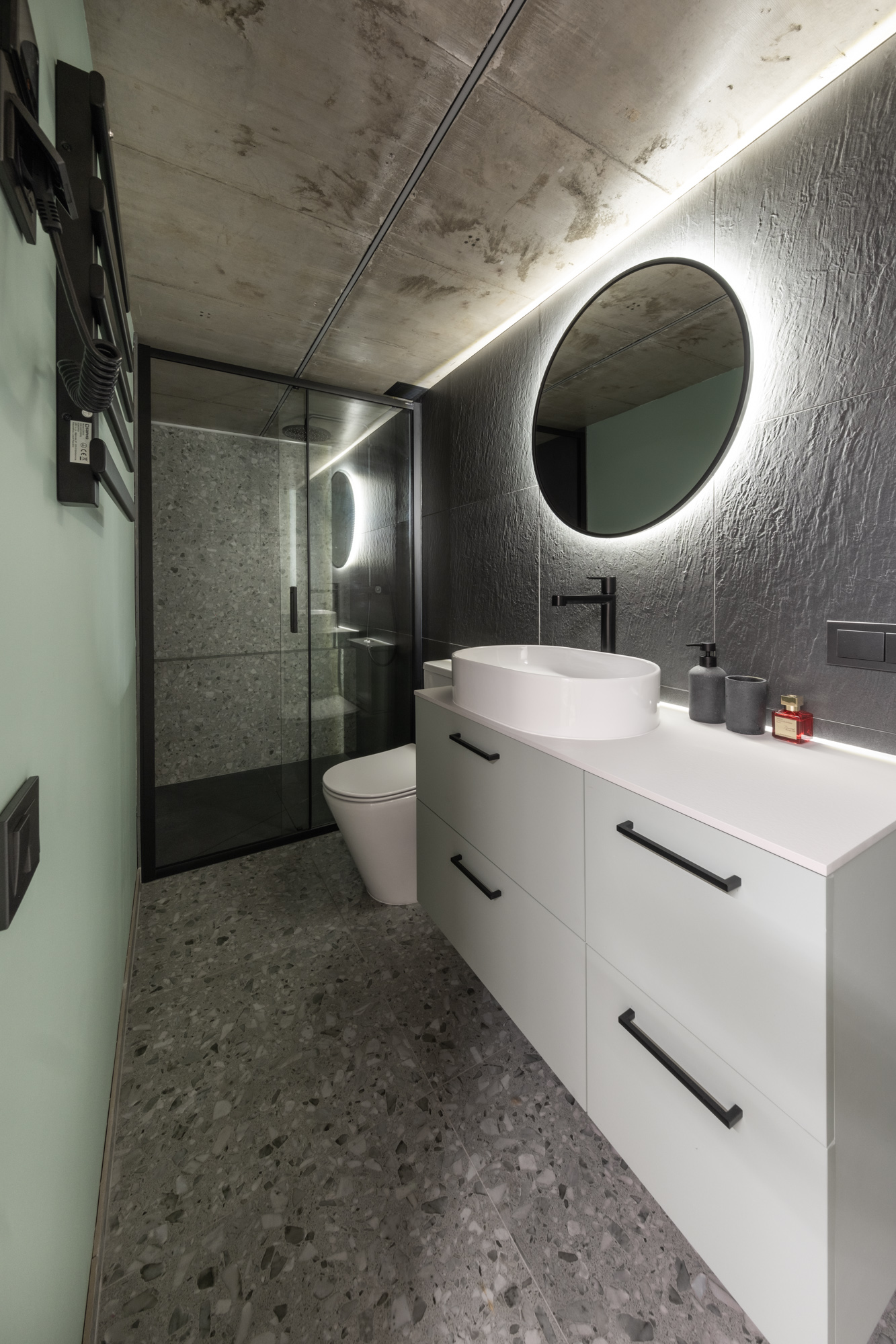 Parduodamas 51.25 kv. m. butas / loftas su NUOSAVU žemės sklypu