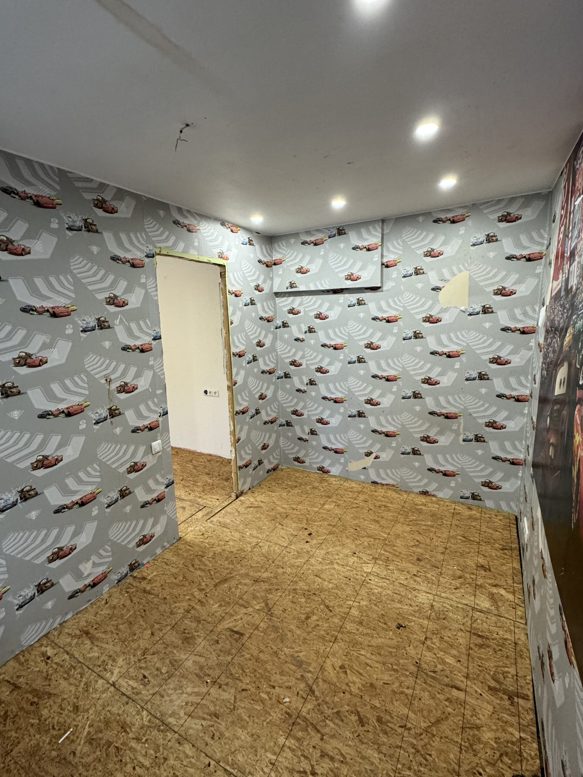 Parduodama namo dalis – butas šalia Kauno centro