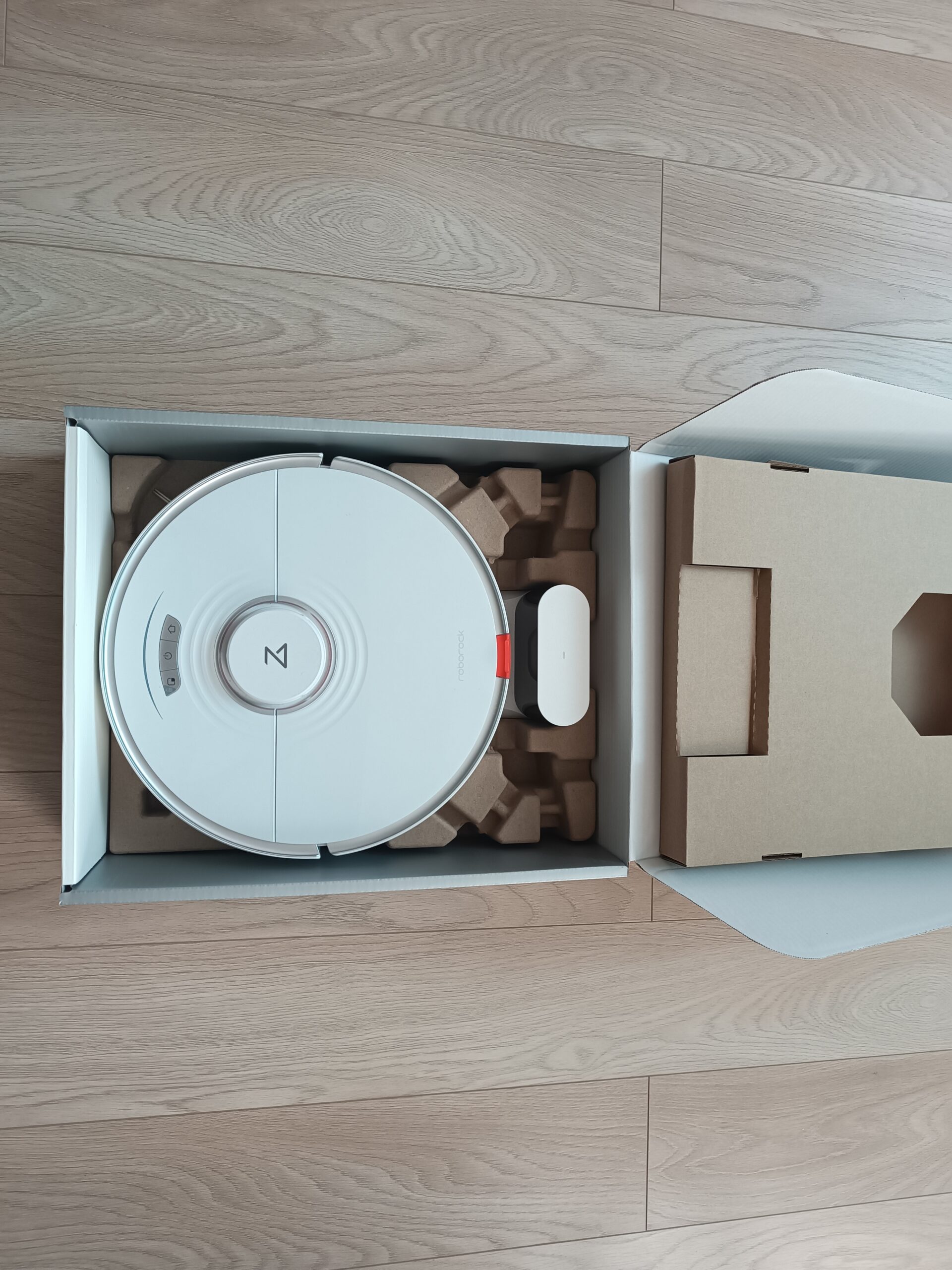 Dulkių siurblys – robotas Roborock S7