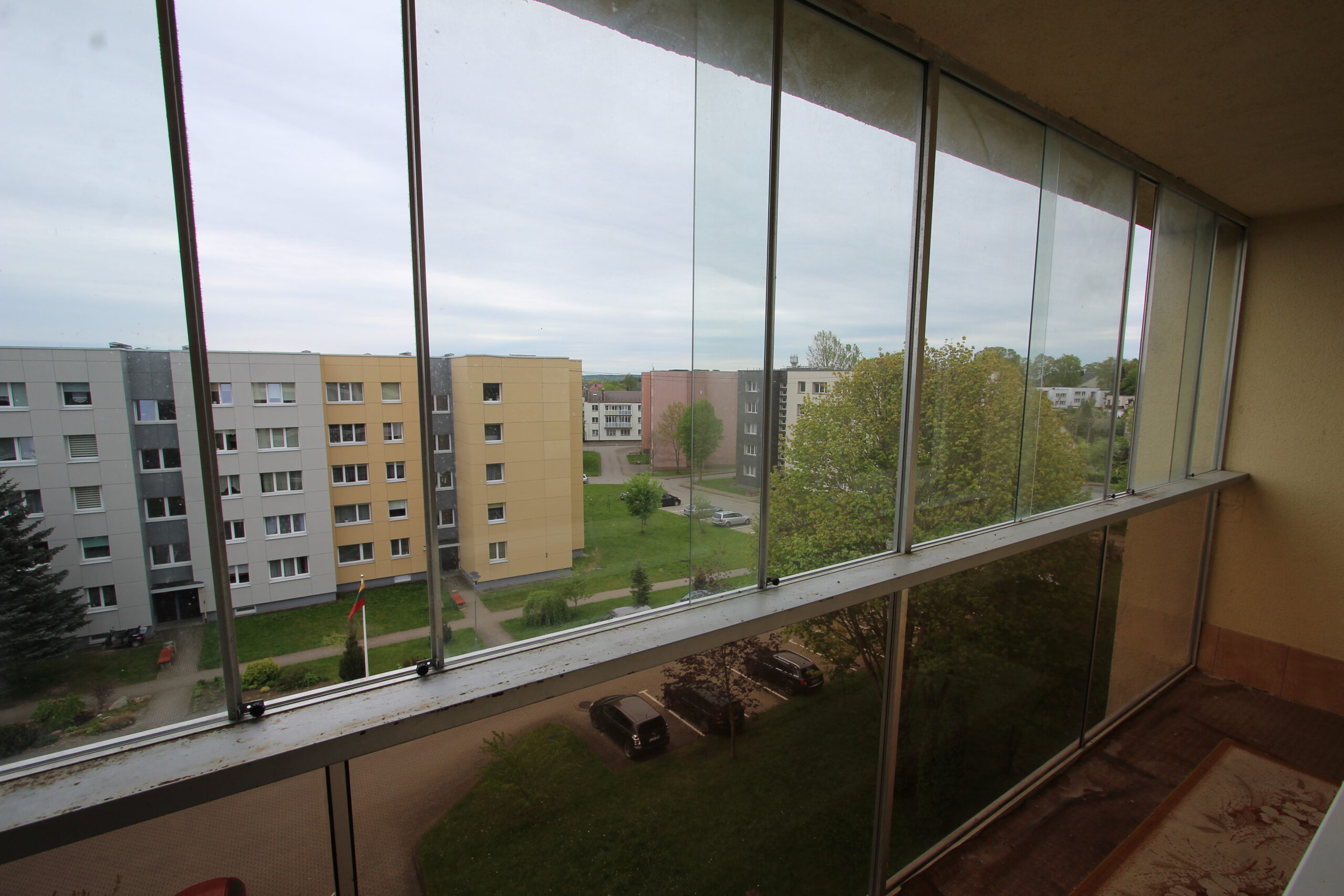 Parduodamas 1 kambario butas Akmenės mieste