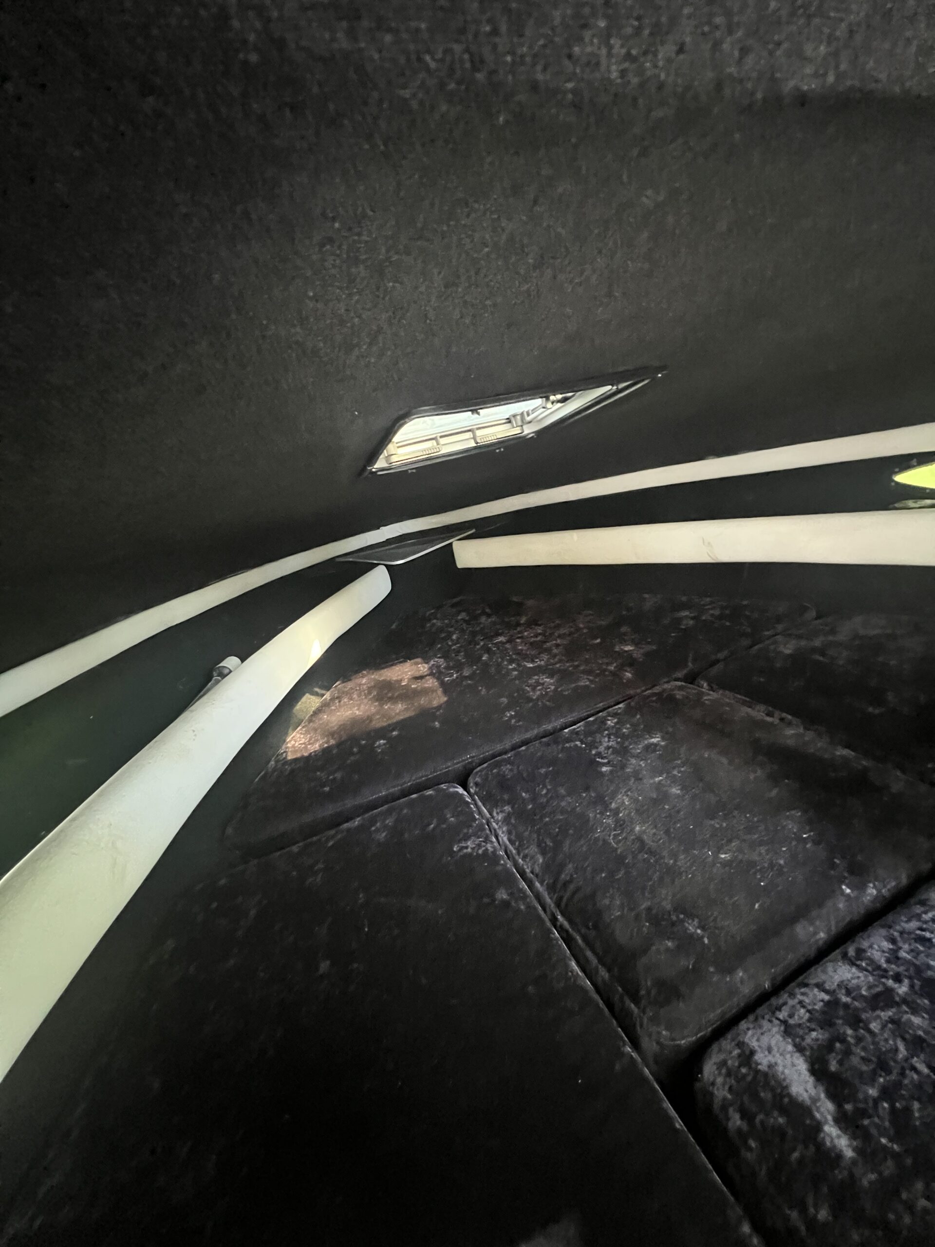 Parduodamas kateris Maxum