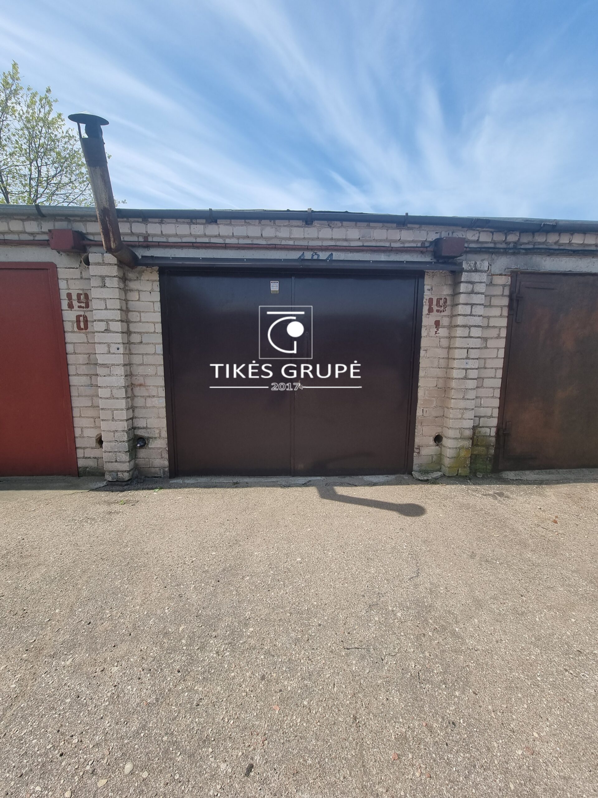 Parduodamas garažas Klaipėdoje, Smeltėje, Upelio g.