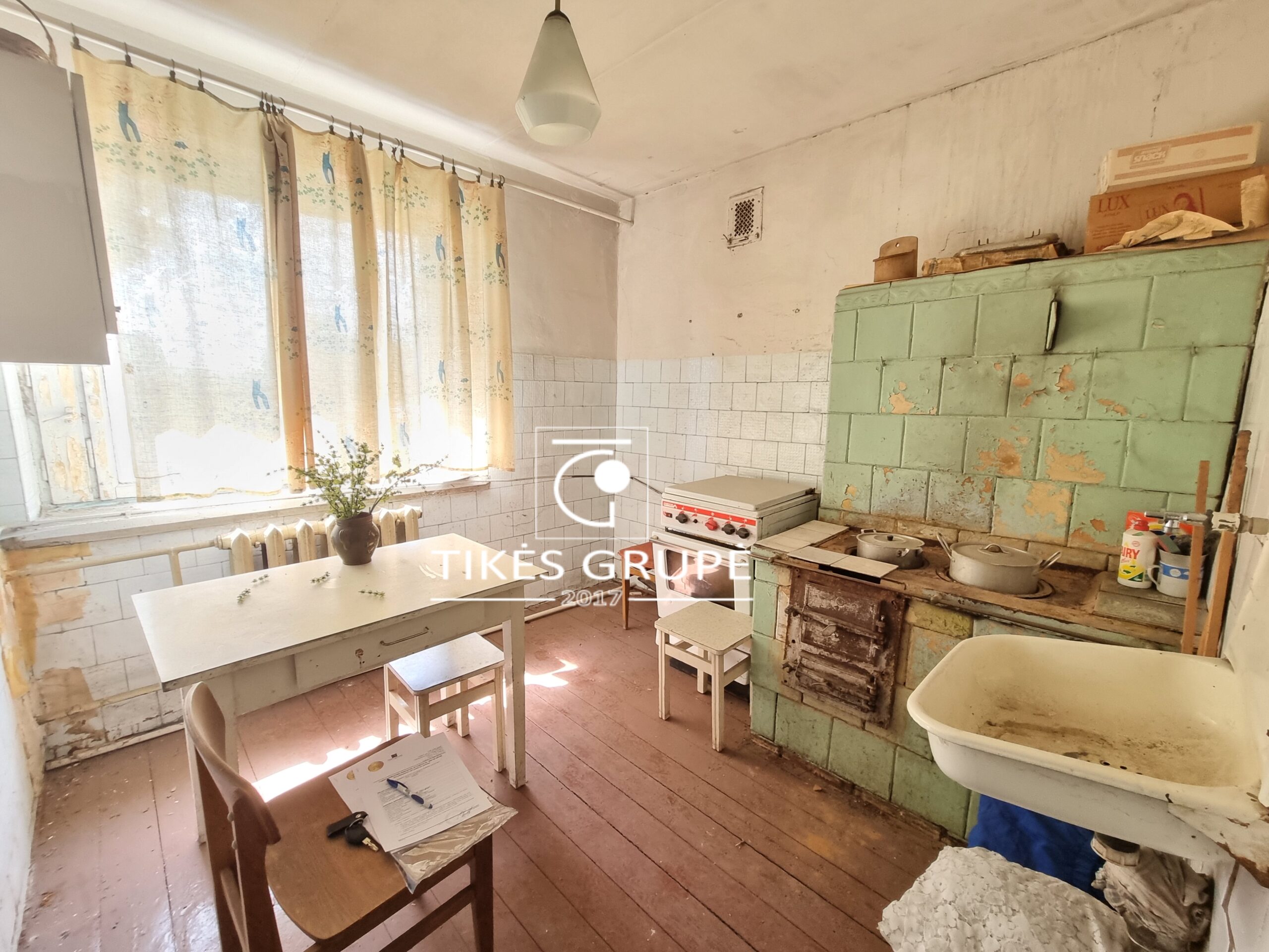 Parduodamas 3 kambarių butas, Doviluose.