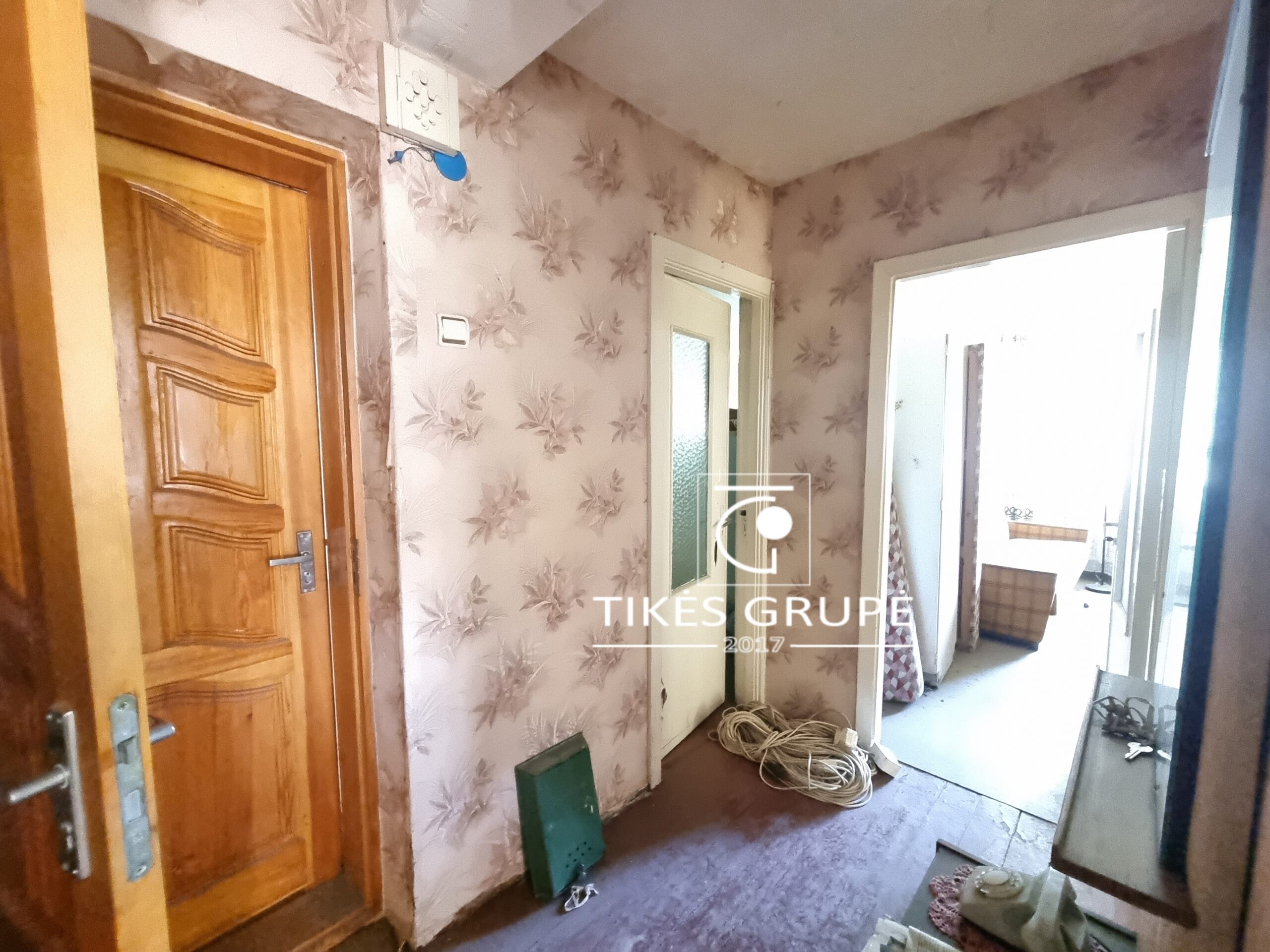 Parduodamas 3 kambarių butas, Doviluose.