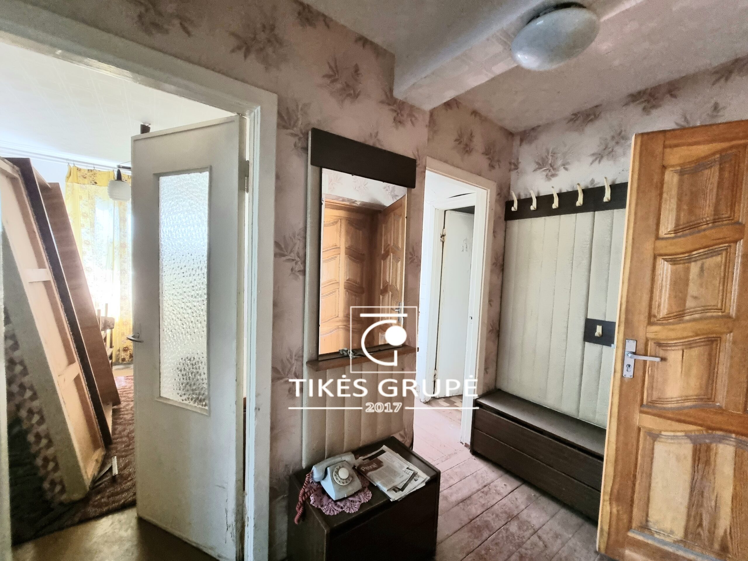 Parduodamas 3 kambarių butas, Doviluose.