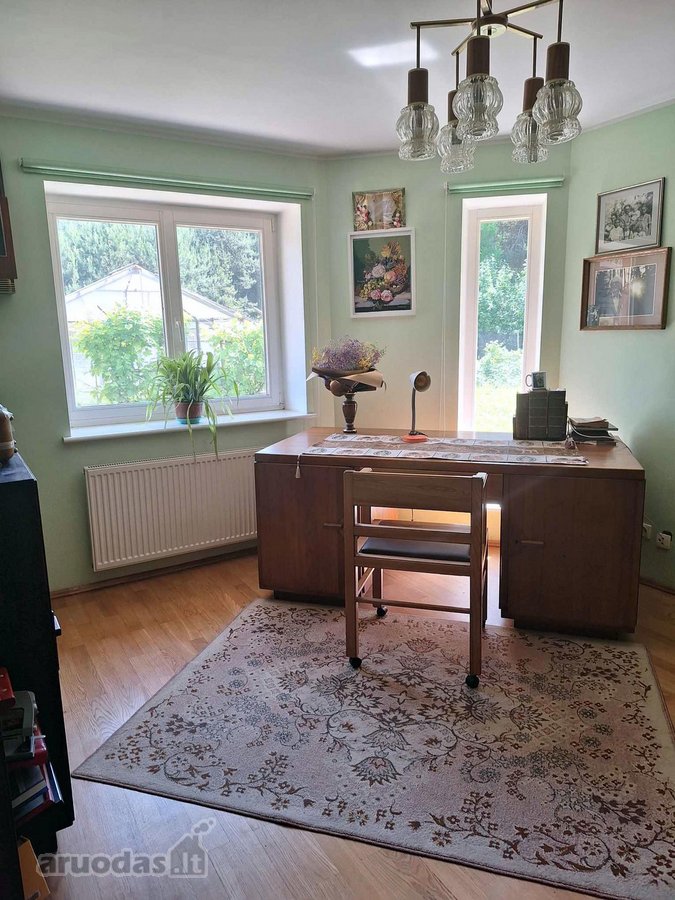 Parduodamas erdvus namas Alytuje