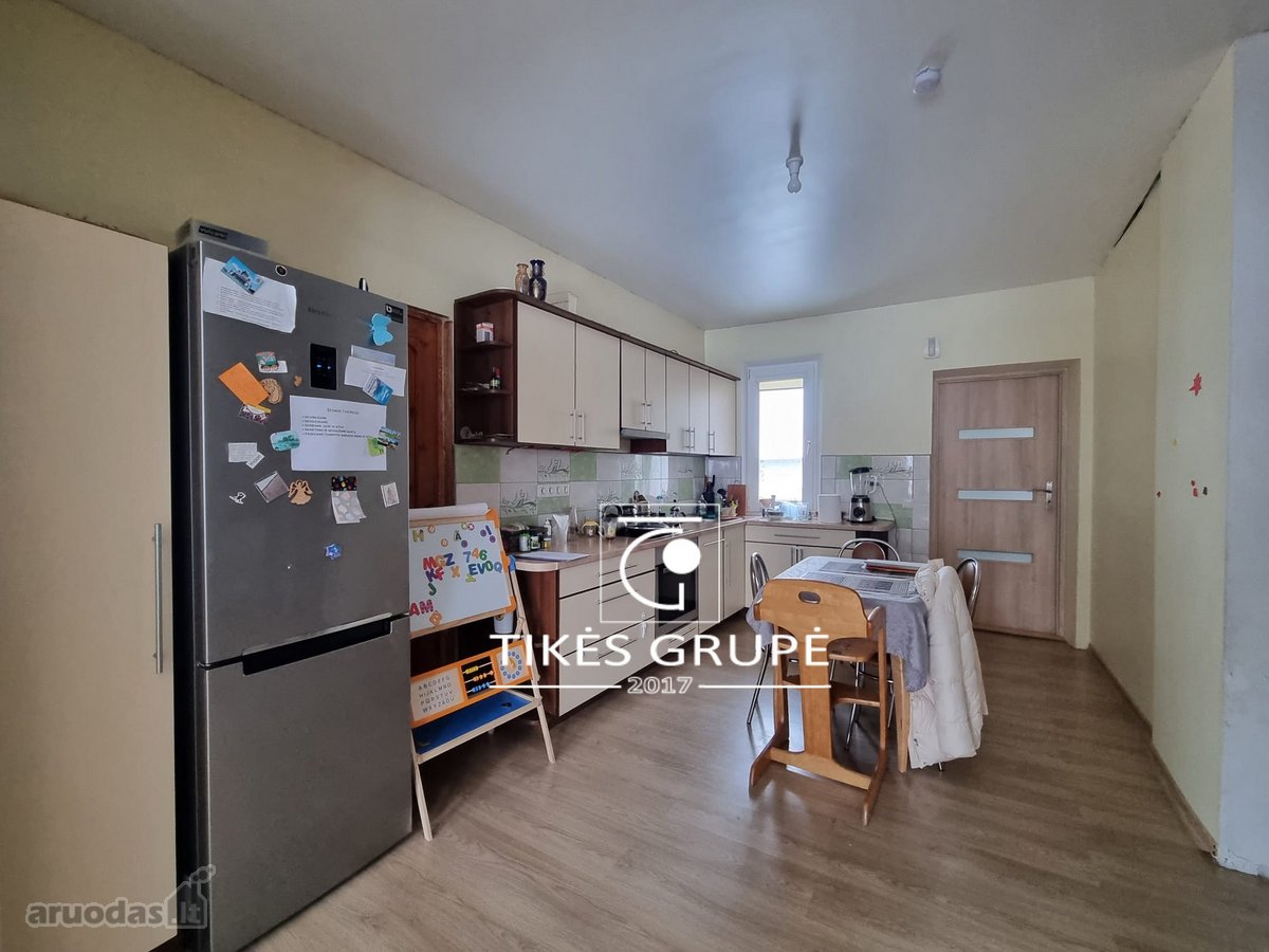 Parduodamas mūrinis namas su žeme, Dercekliuose.