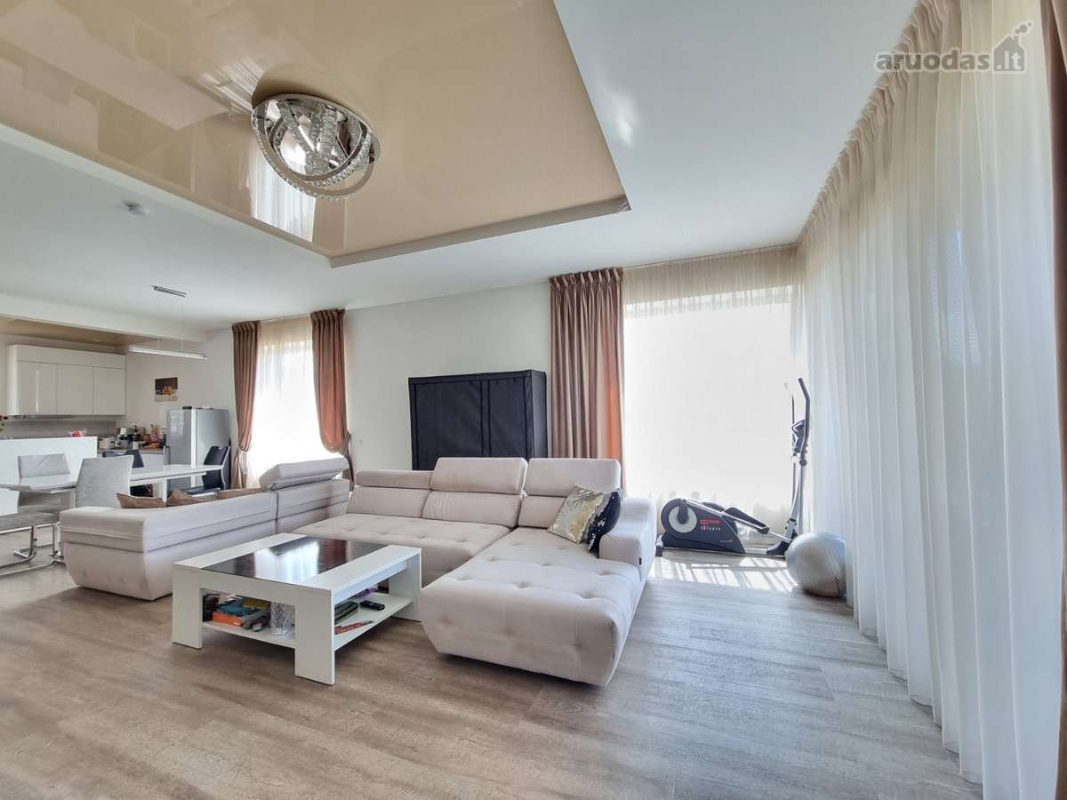 Parduodamas mūrinis namas su garažų, Klaipėdos raj., Klipšių k.,