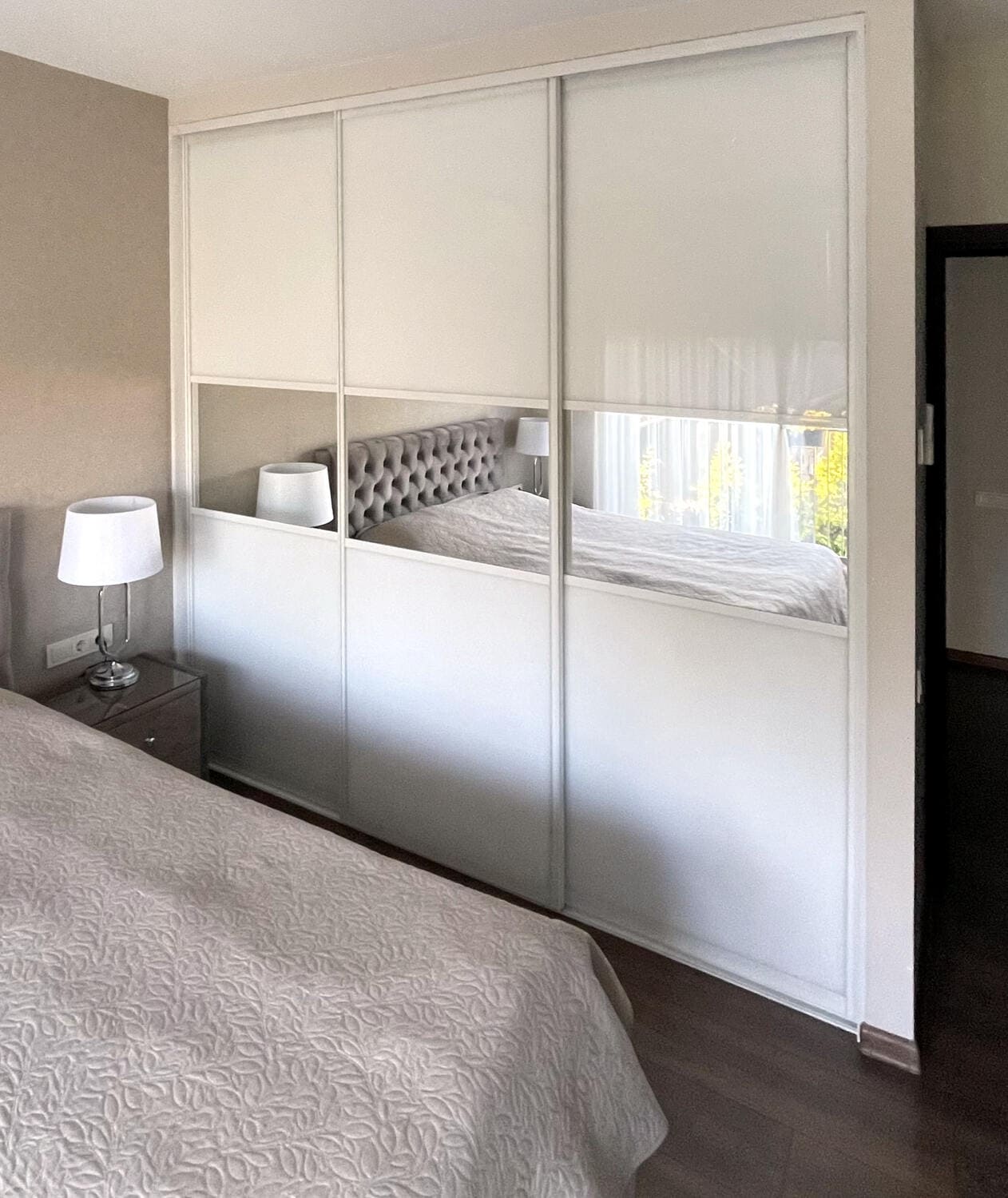 Baldai gamintojo kainomis. Virtuvės, biuro, miegamojo, jaunuolio, svetainės, prieškambario baldai, spintos, drabužinės, lentynos…