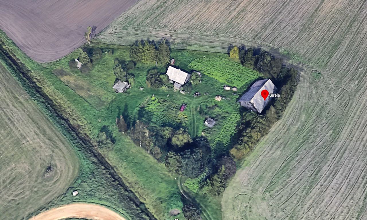 Parduodama sodyba su 70a sklypu, 10km iki Šiaulių.