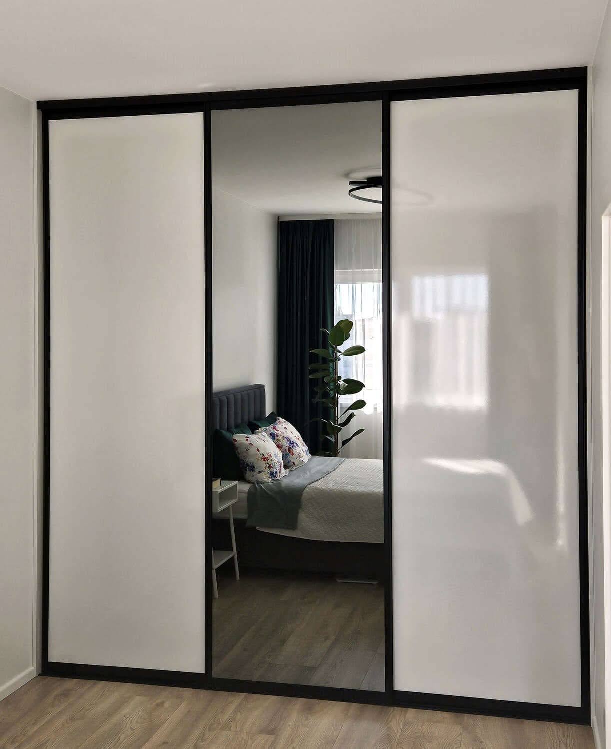 Baldai gamintojo kainomis. Virtuvės, biuro, miegamojo, jaunuolio, svetainės, prieškambario baldai, spintos, drabužinės, lentynos…