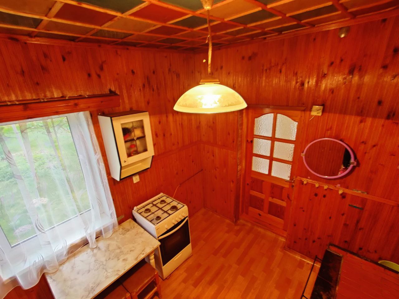 Jaukus rąstinis namas su sodu, Šiaulių raj., Beržynės km.