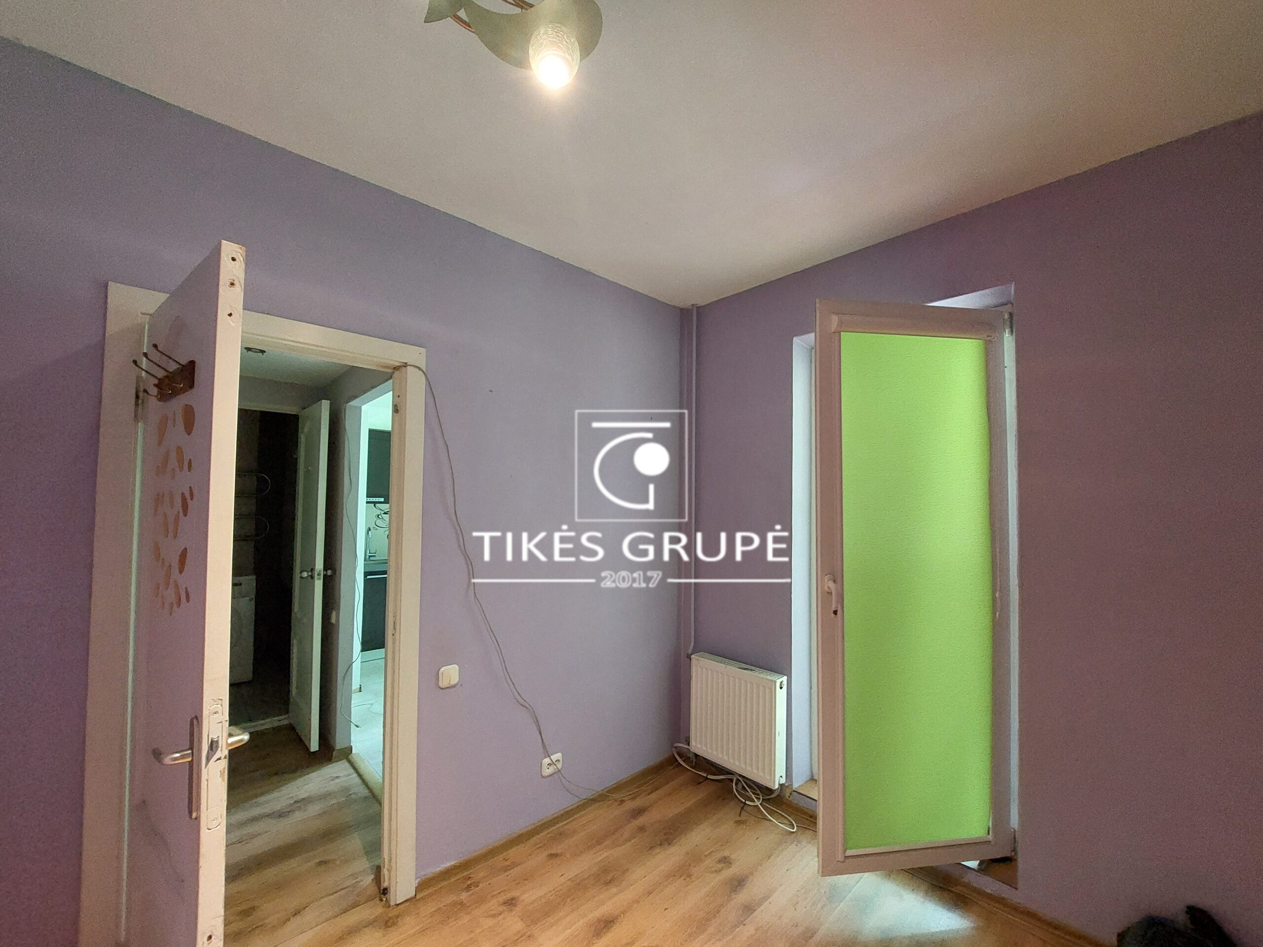 Parduodamas 1 kambario butas su holu, Klaipėdoje.