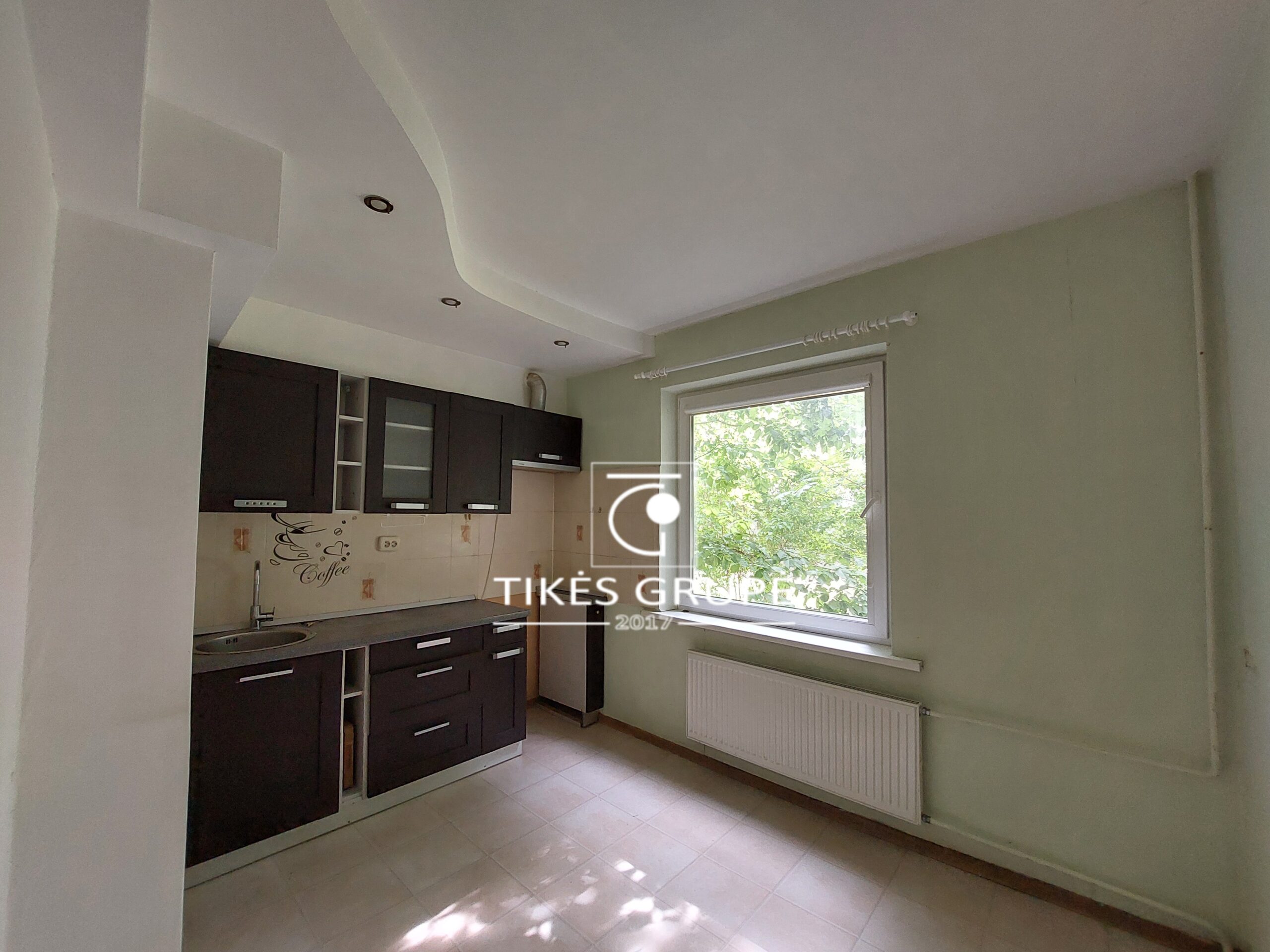 Parduodamas 1 kambario butas su holu, Klaipėdoje.