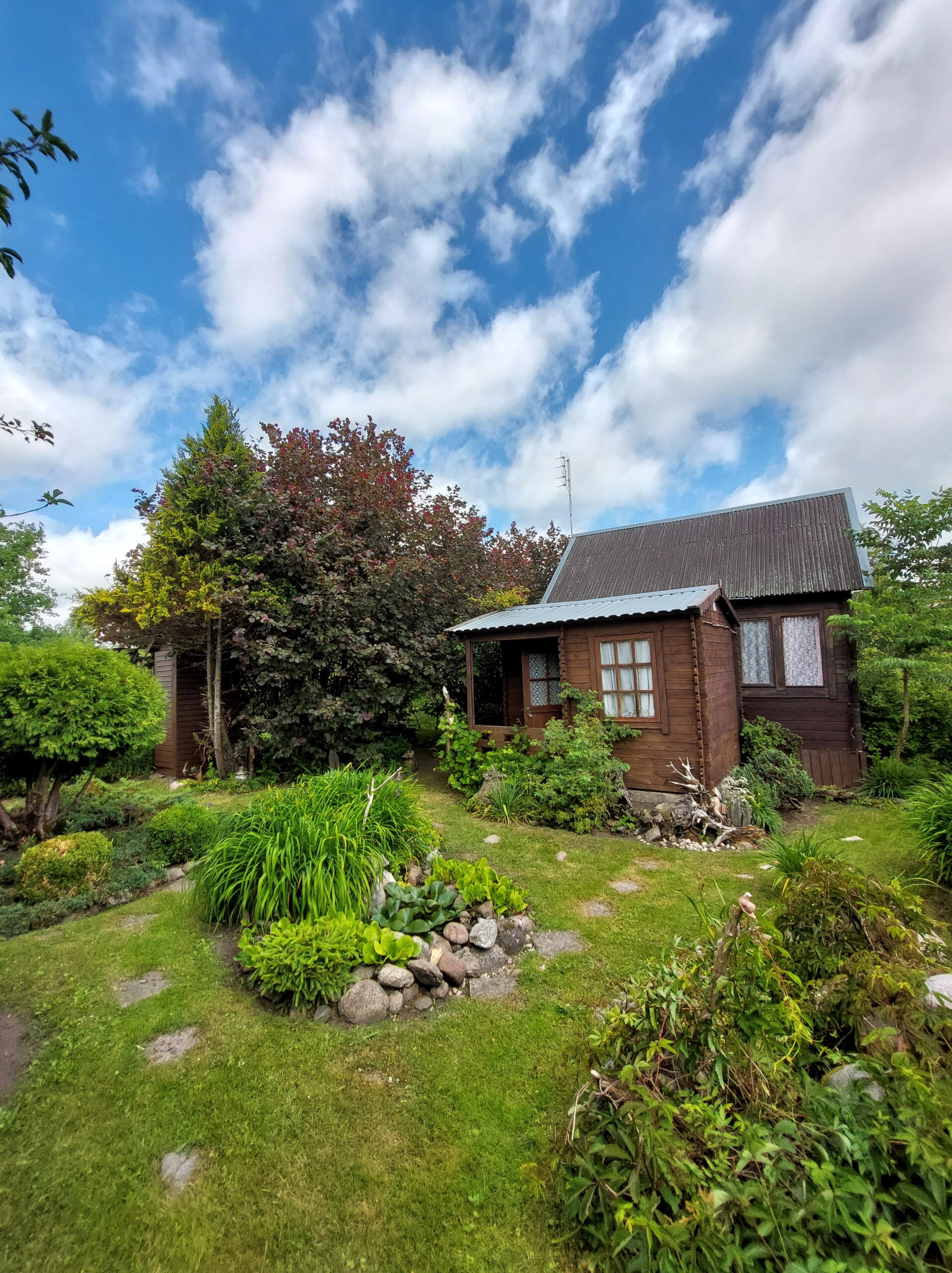 Šiūpariuose SB “Aisė” parduodamas sodas