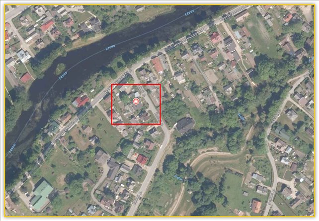 Parduodamas renovuotas rąstinis namas, ramioje vietoje.