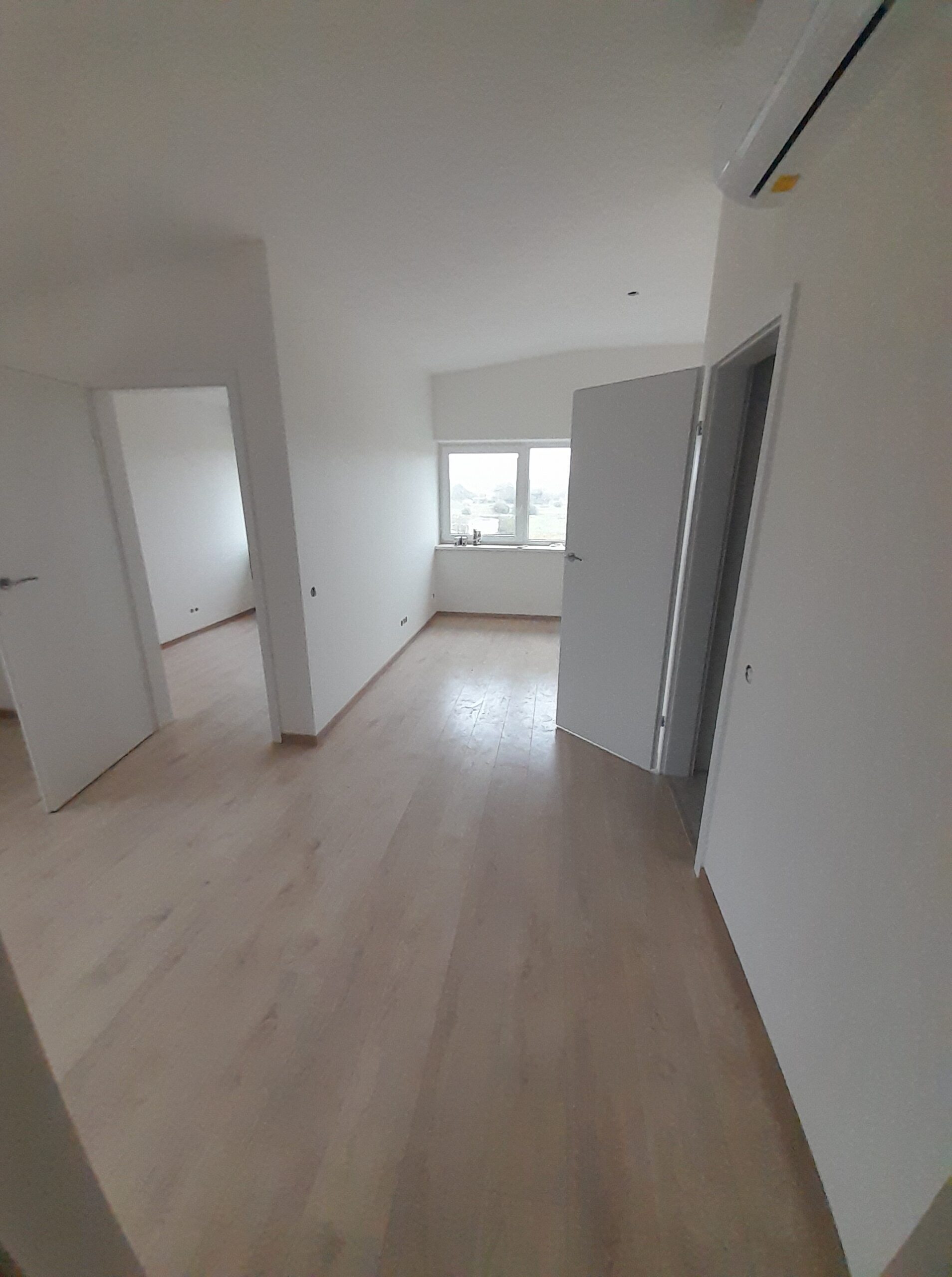 Šventojoje parduodamas 3 kambarių 53 kv.m. Butas Mokyklos g.