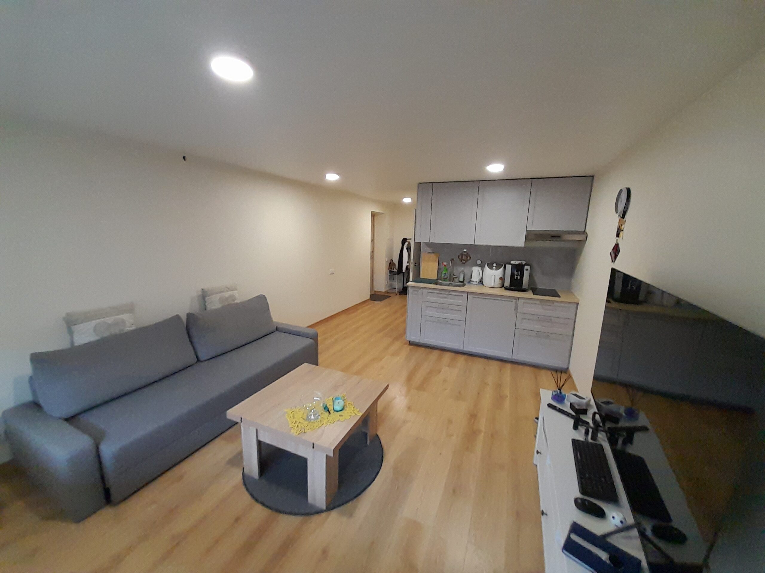 Parduodamas butas Šventojoje.