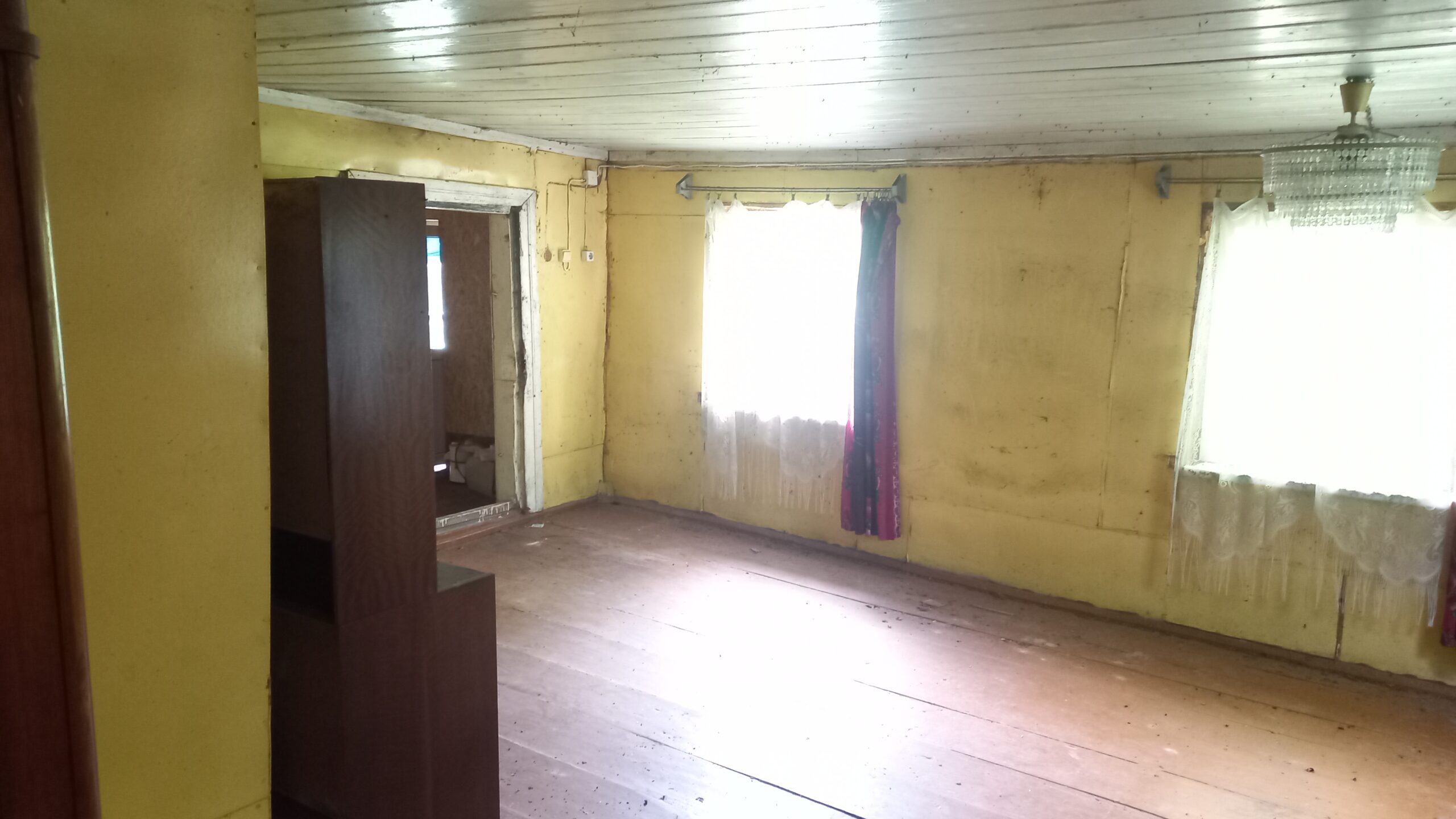 Parduodama sodyba, esanti vienkiemyje