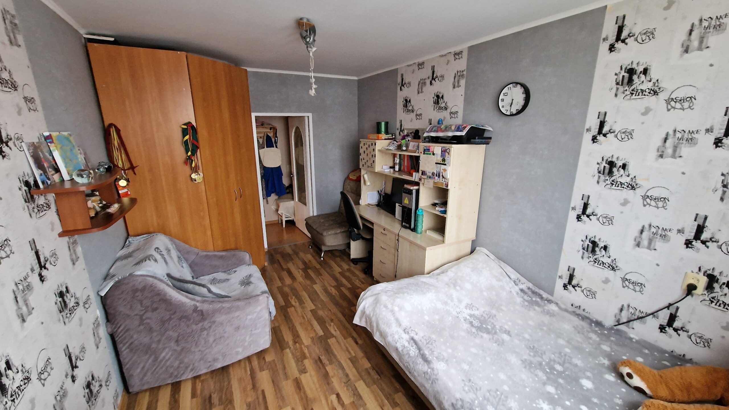 Parduodamas  2 kambarių butas, įrengtas ir sutvarkytas, Staniūnų g. 81, Panevėžyje