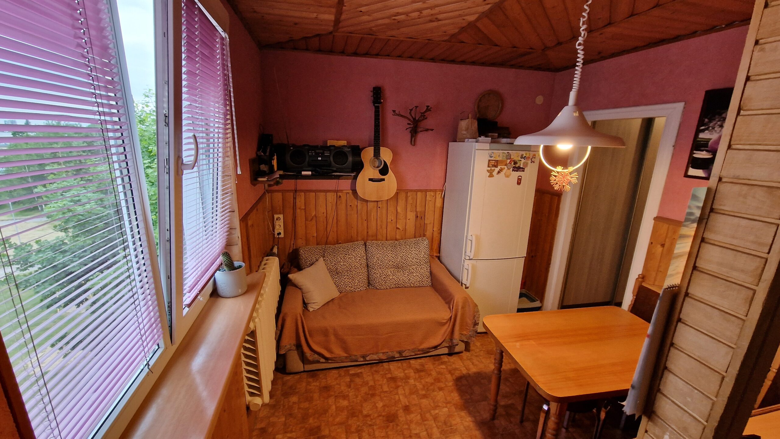 Parduodamas  2 kambarių butas, įrengtas ir sutvarkytas, Staniūnų g. 81, Panevėžyje