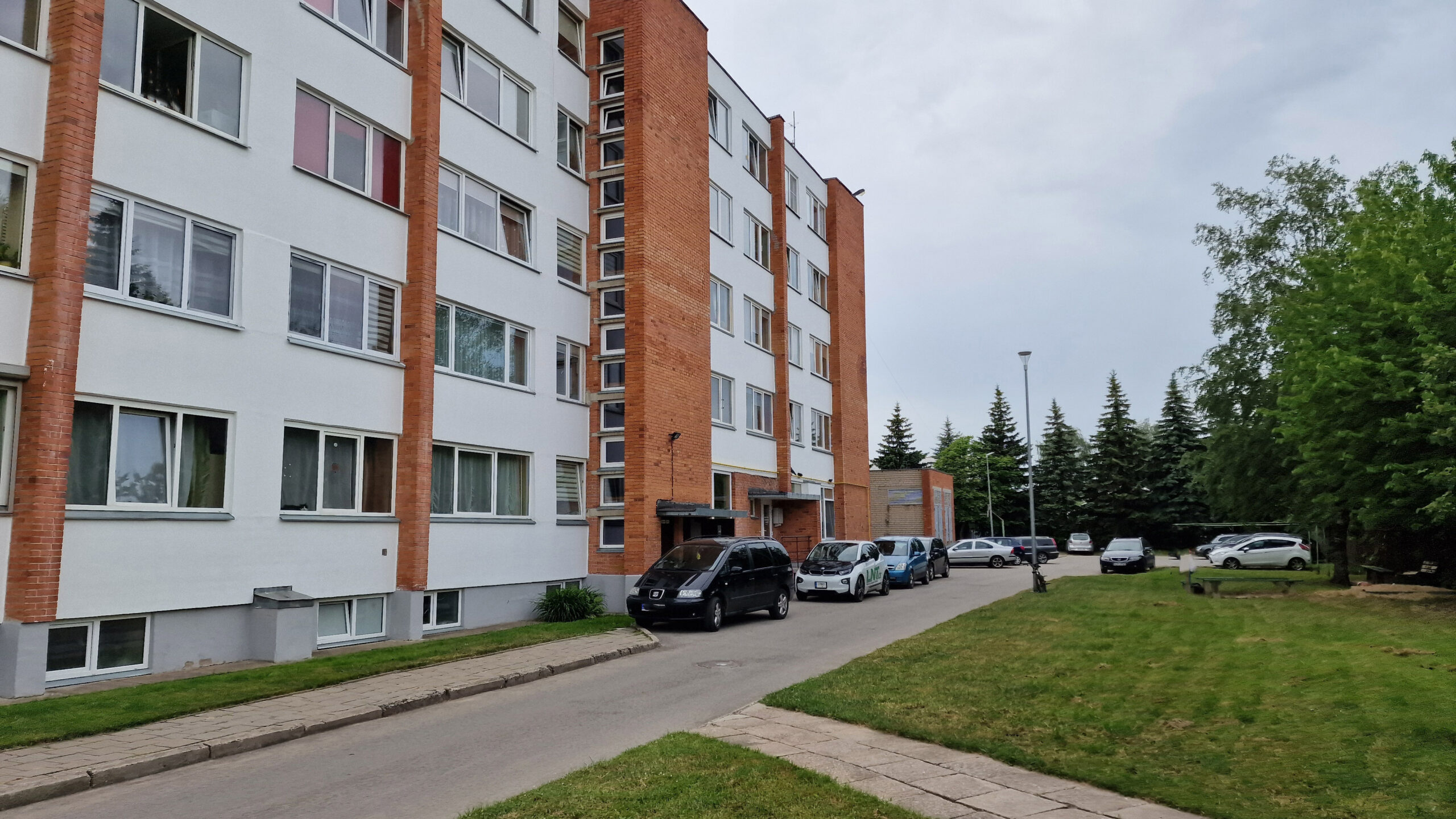 Parduodamas 2 kambarių butas, Staniūnų g., Panevėžyje