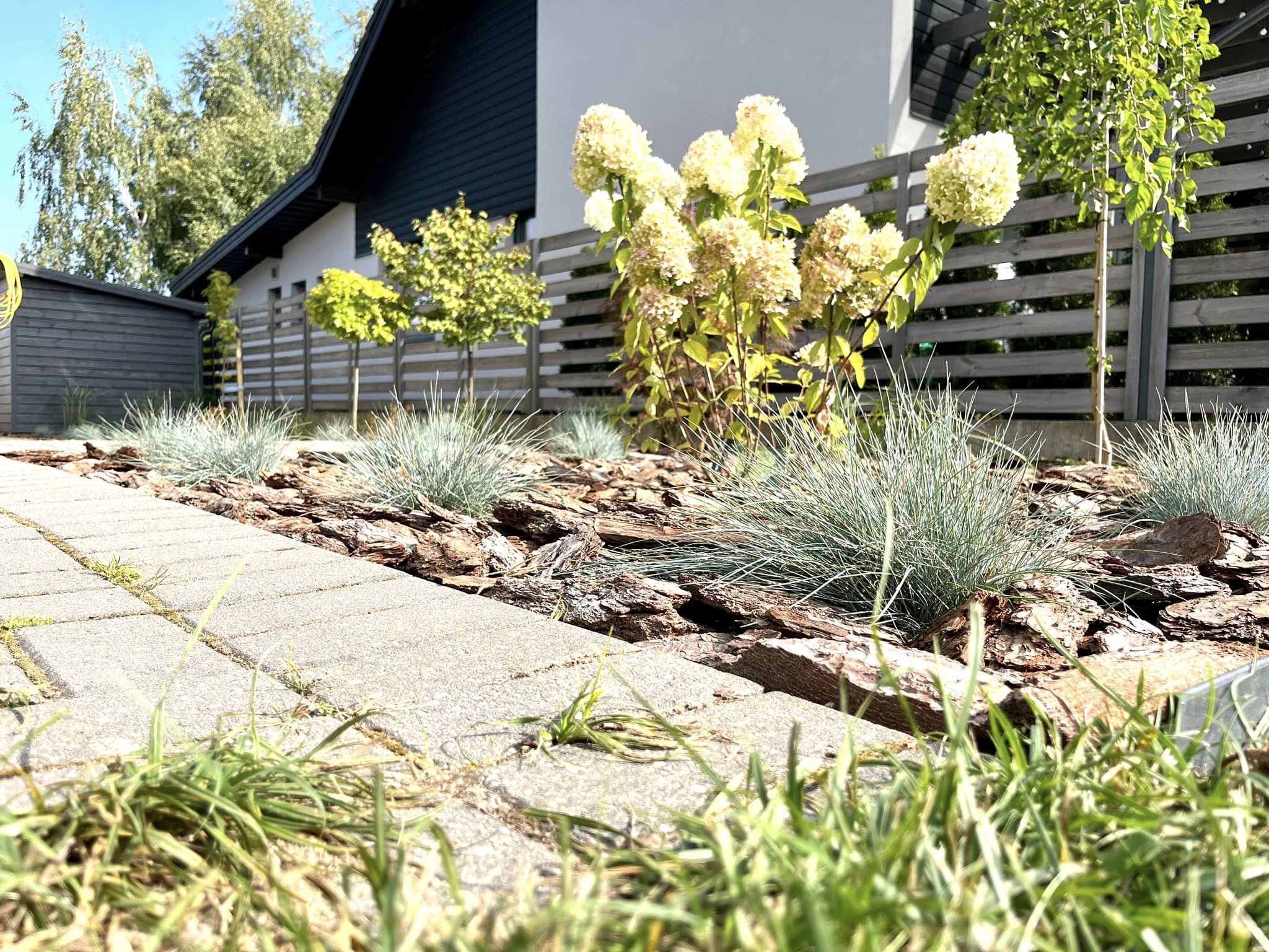 APŽELDINIMO PASLAUGOS