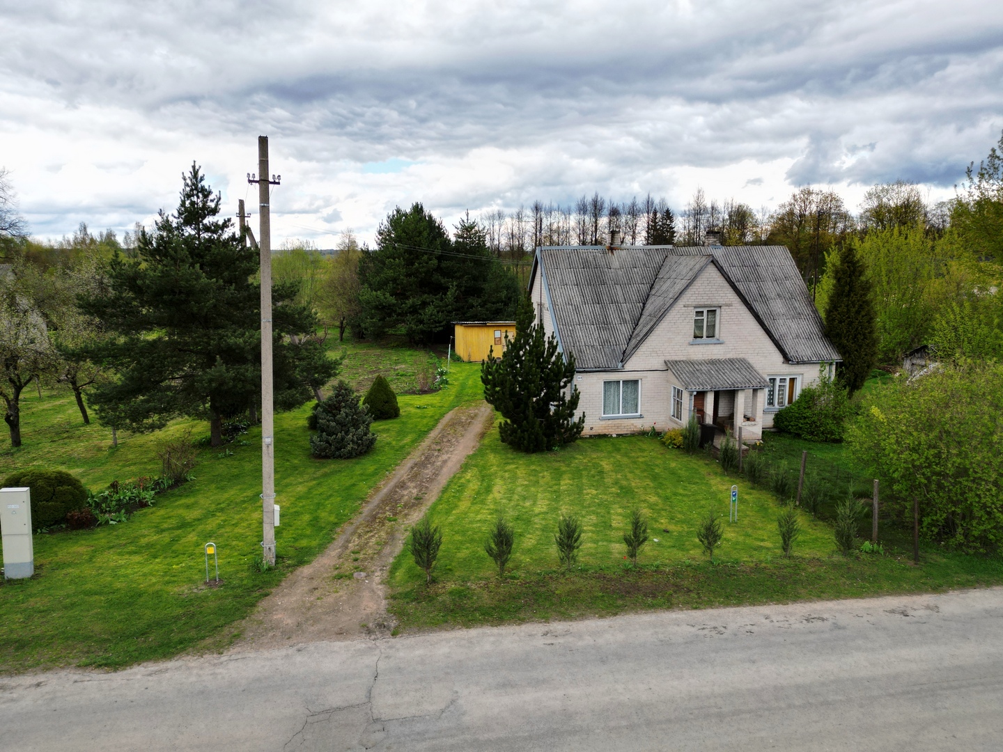 Parduodama namo dalis, Miežiškių mstl., Panevėžio r.